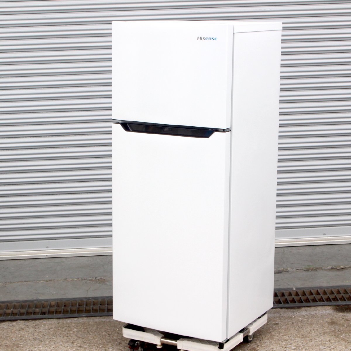 東京都目黒区にて ハイセンス 冷蔵庫 HR-B12C 2021年製 を出張買取させて頂きました。