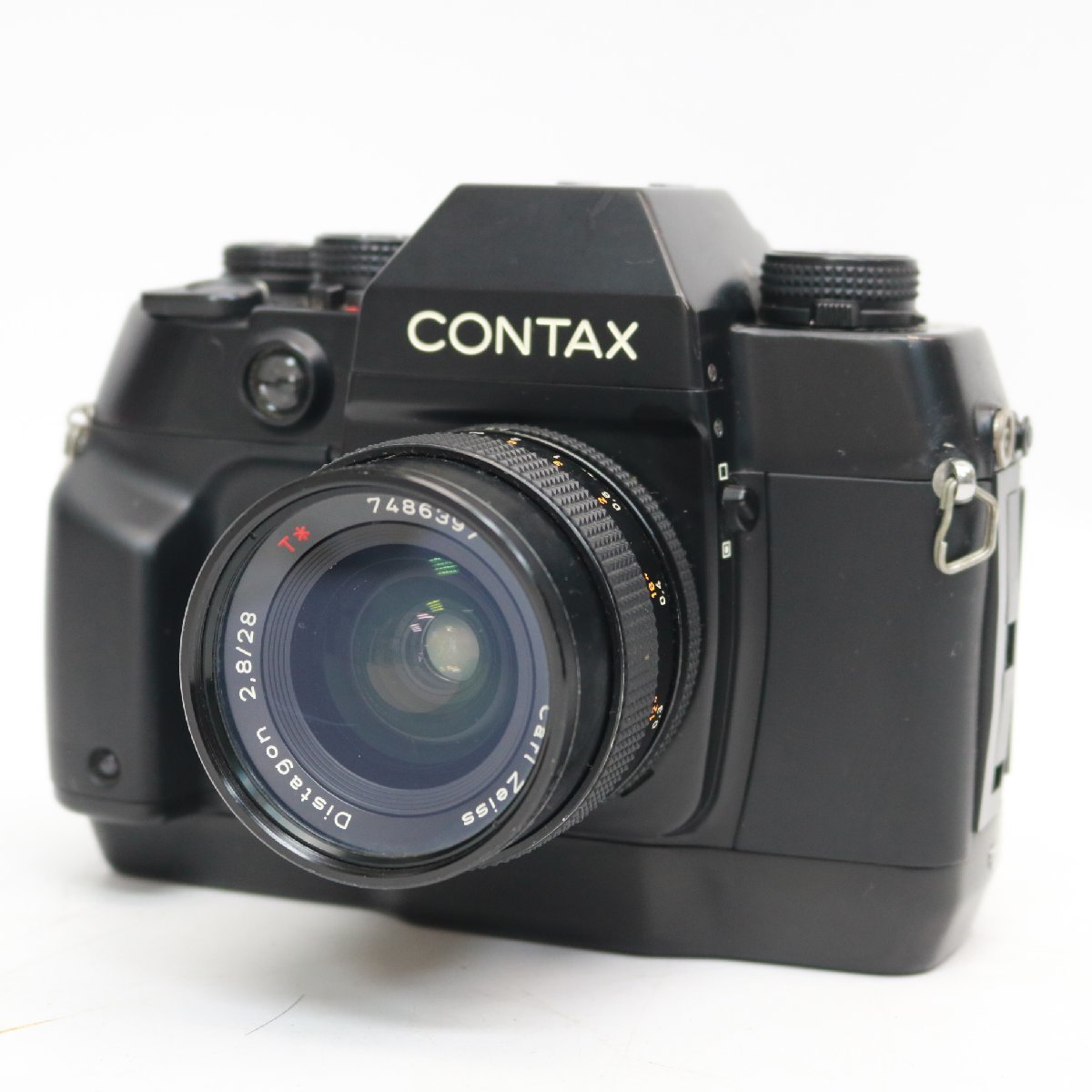東京都目黒区にて CONTAX AX DATE BACK D-8 フィルムカメラ 一眼レフ Carl Zeiss Distagon 2,8/28 T*   を出張買取させて頂きました。
