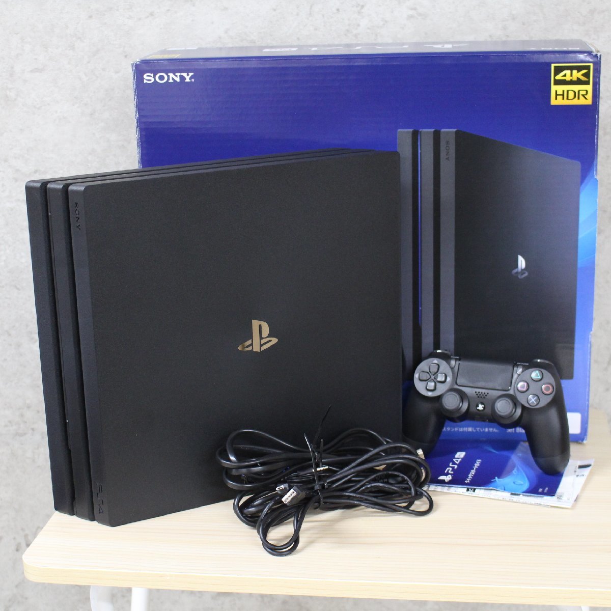 横浜市戸塚区にて ソニー PlayStation4 Pro CUH-7200B 1TB  を出張買取させて頂きました。