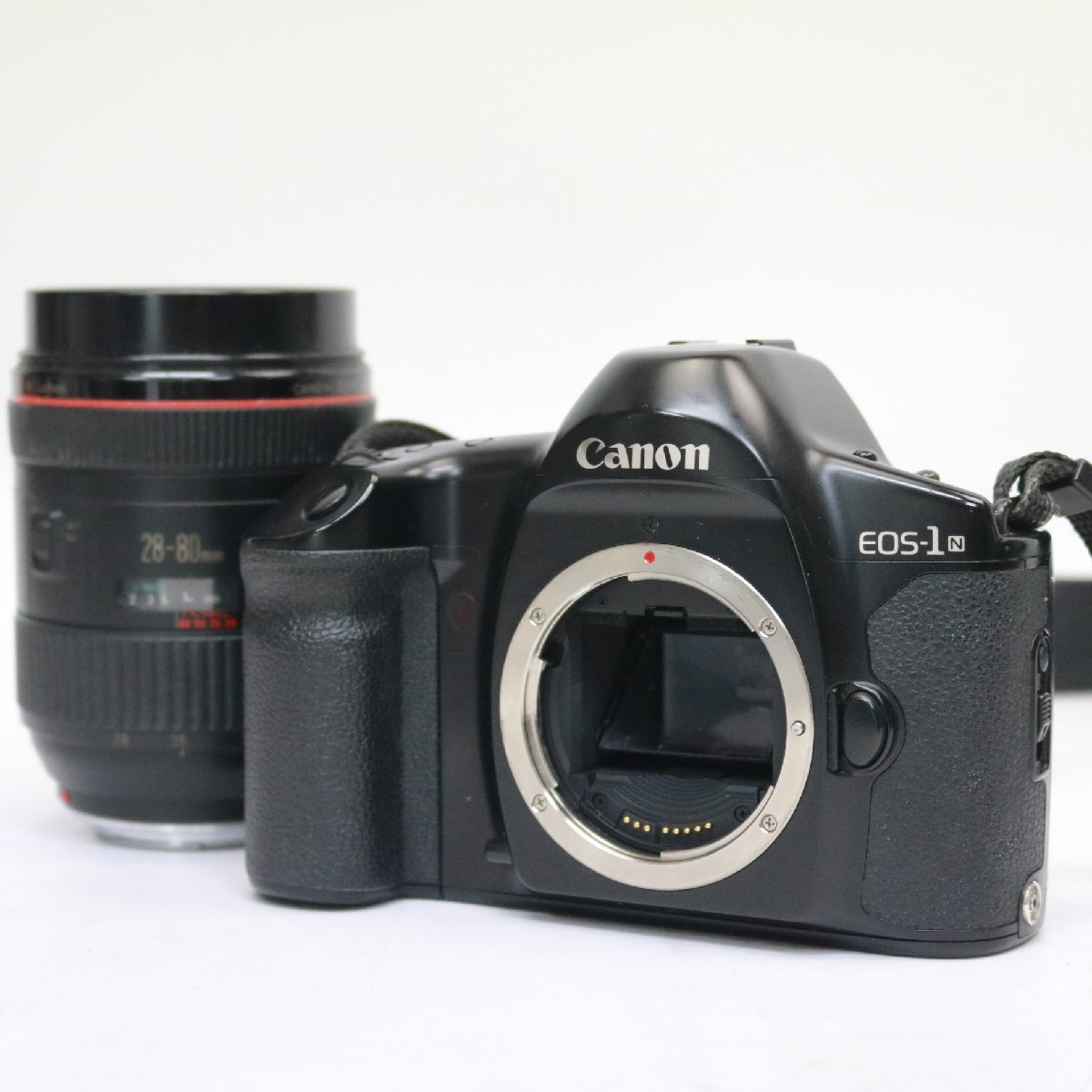 横浜市青葉区にて キャノン 一眼レフフィルムカメラ ZOOM LENS EF 28-80mm 1:2.8-4 L  を出張買取させて頂きました。