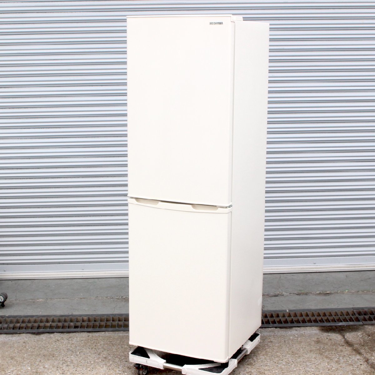 川崎市幸区にて アイリスオーヤマ ノンフロン冷凍冷蔵庫 IRSE-16A-CW 2022年製 を出張買取させて頂きました。