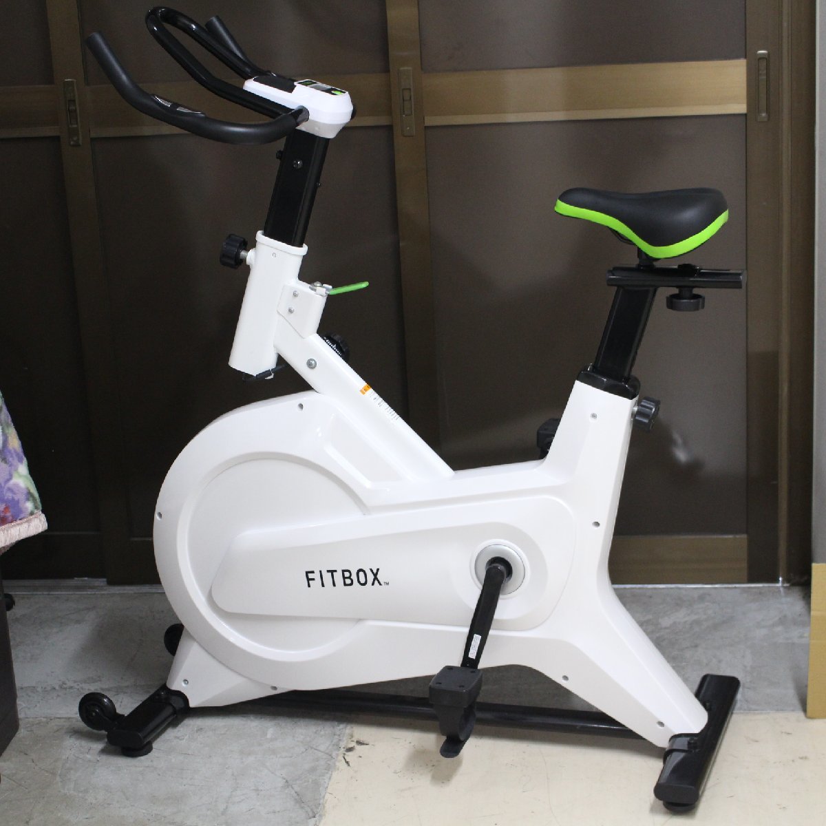 東京都江東区にて FITBOX/フィットボックス 第3世代 フィットネスバイク FBX-002W_01  を出張買取させて頂きました。