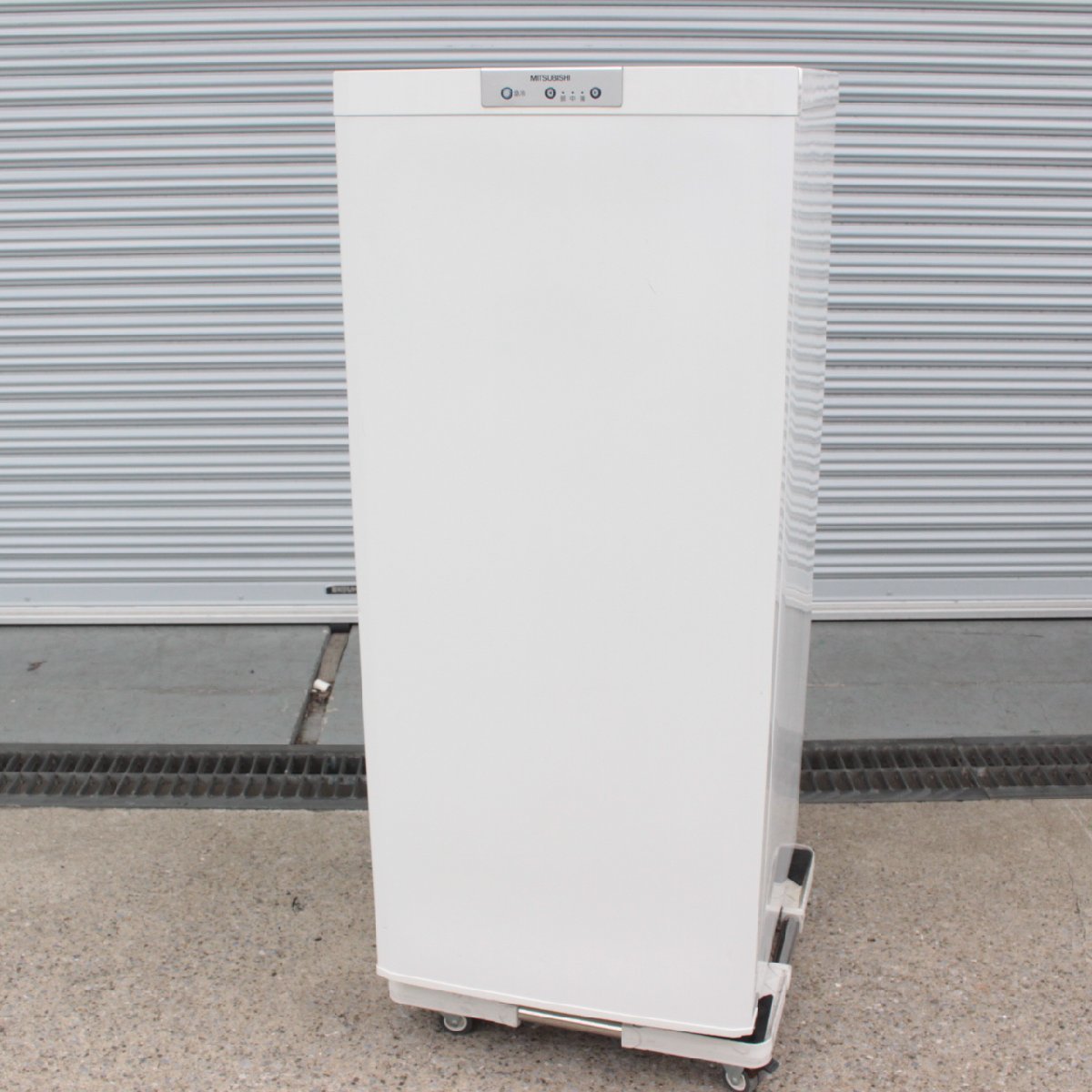 東京都稲城市にて パナソニック 冷凍庫 MF-U12T-W 2013年製 を出張買取させて頂きました。