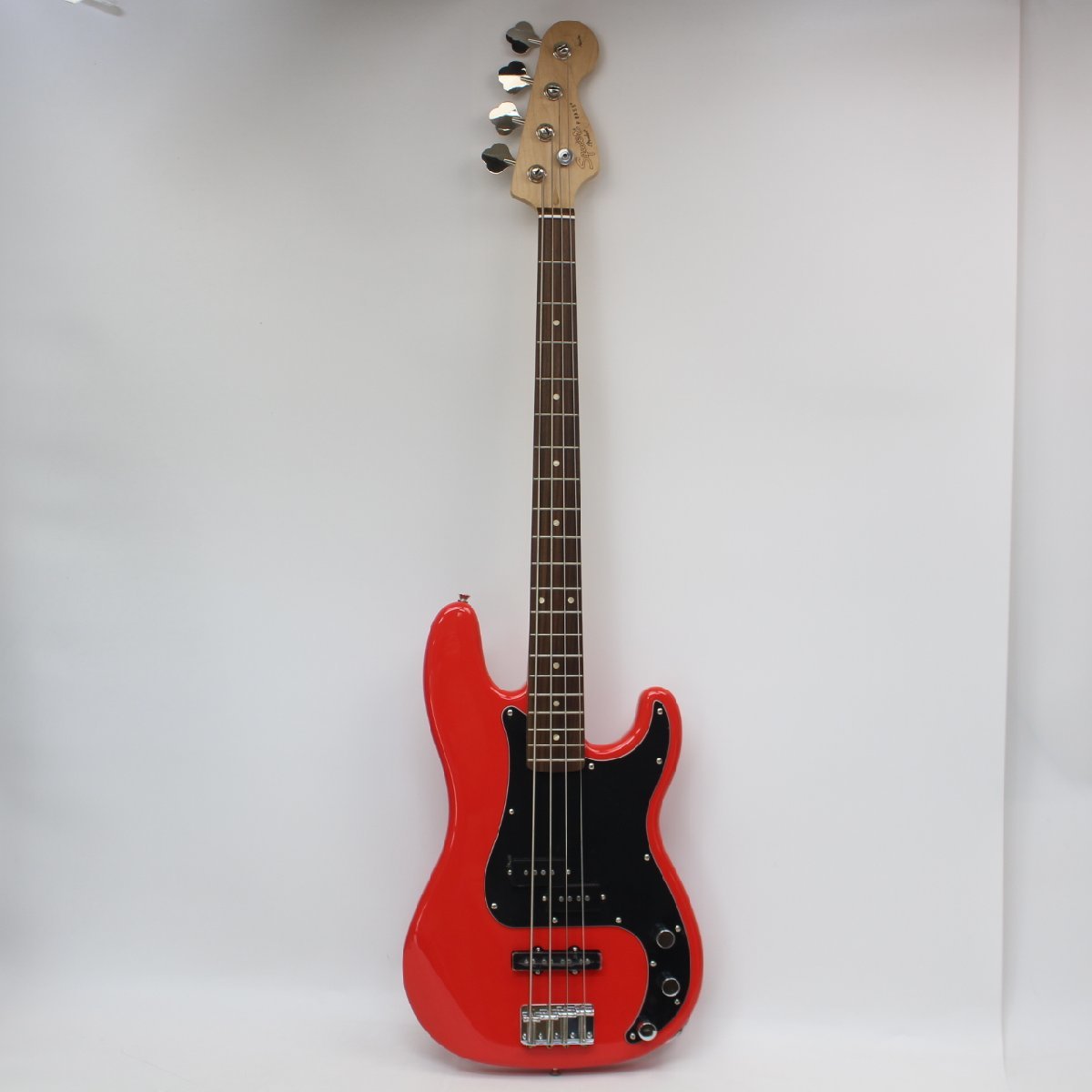 東京都目黒区にて スクワイヤ  エレキベース Affinity Precision Bass PJ Race Red  を出張買取させて頂きました。
