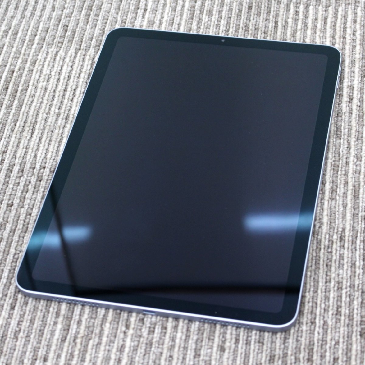横浜市中区にて Apple iPad Air 第4世代　A2316  を出張買取させて頂きました。