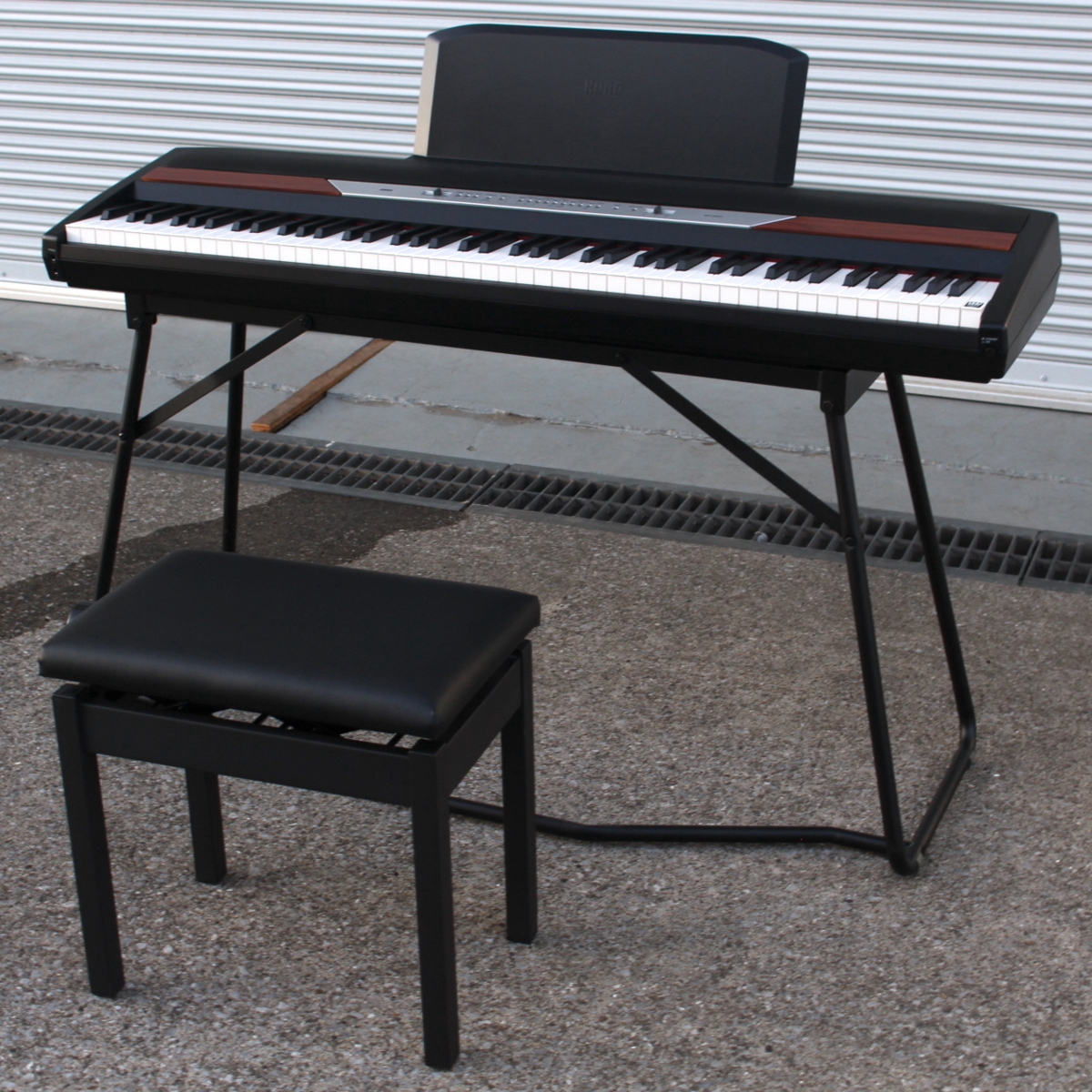 コルグ KORG 電子キーボード SP-250 88鍵盤 2012年製 スタンド/椅子/フットペダル付き