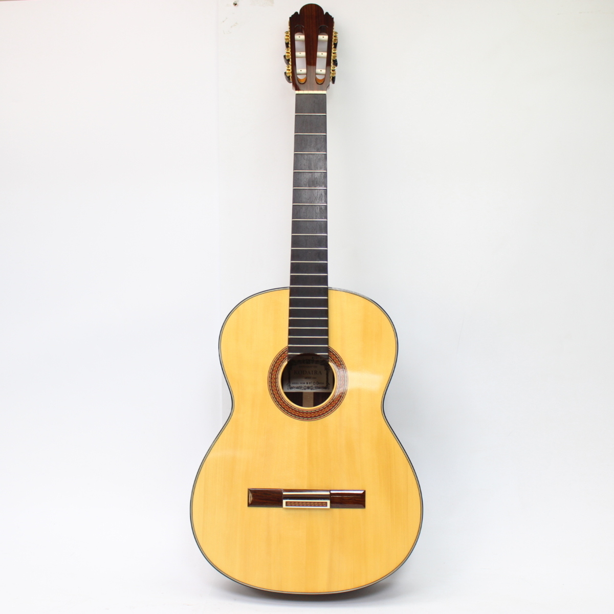 小平 KODAIRA AST-100 クラシックギター 上位機種 ハードケース付 弦付属