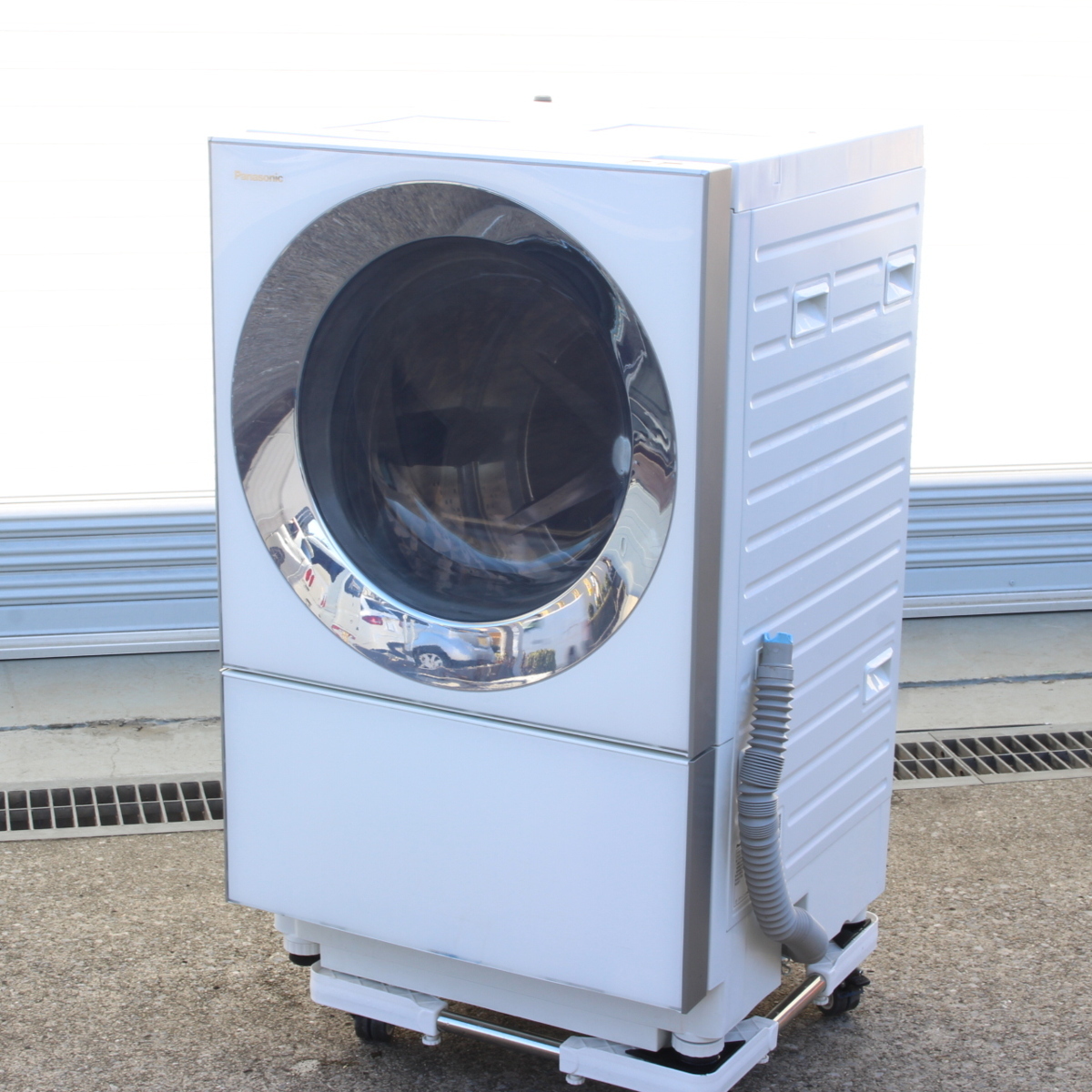 パナソニック NA-VG1000L-S ななめ型ドラム式洗濯機 洗濯10.0kg 乾燥3kg 2016年製