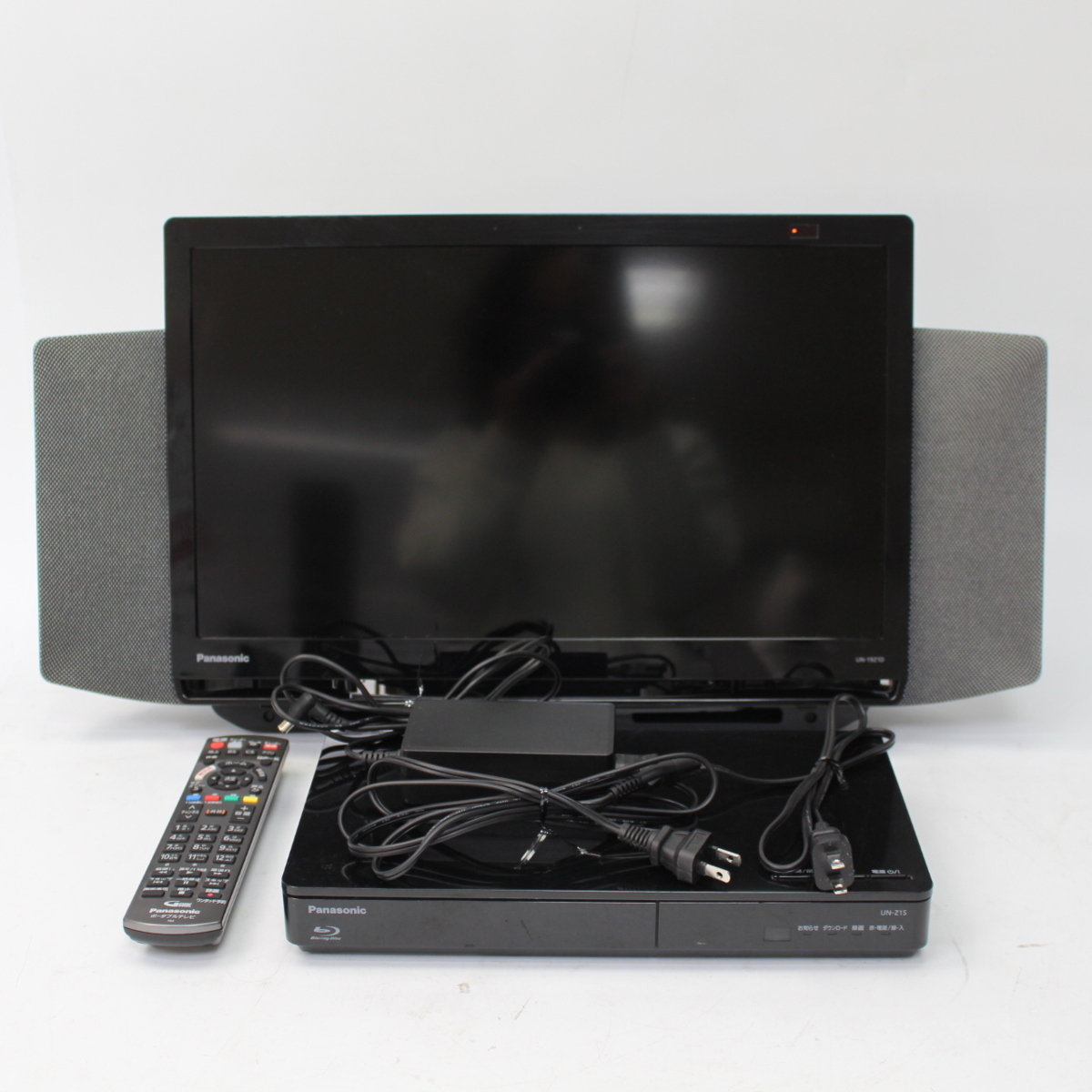 パナソニック プライベート・ビエラ ブルーレイプレーヤー HDD ポータブルテレビ UN-19Z1 UN-Z1C 2018年製