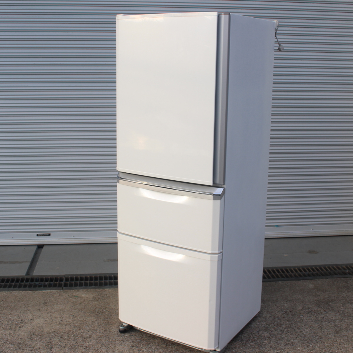 三菱 ノンフロン冷凍冷蔵庫 MR-C34YL 335L 3ドア 大容量 2015年製