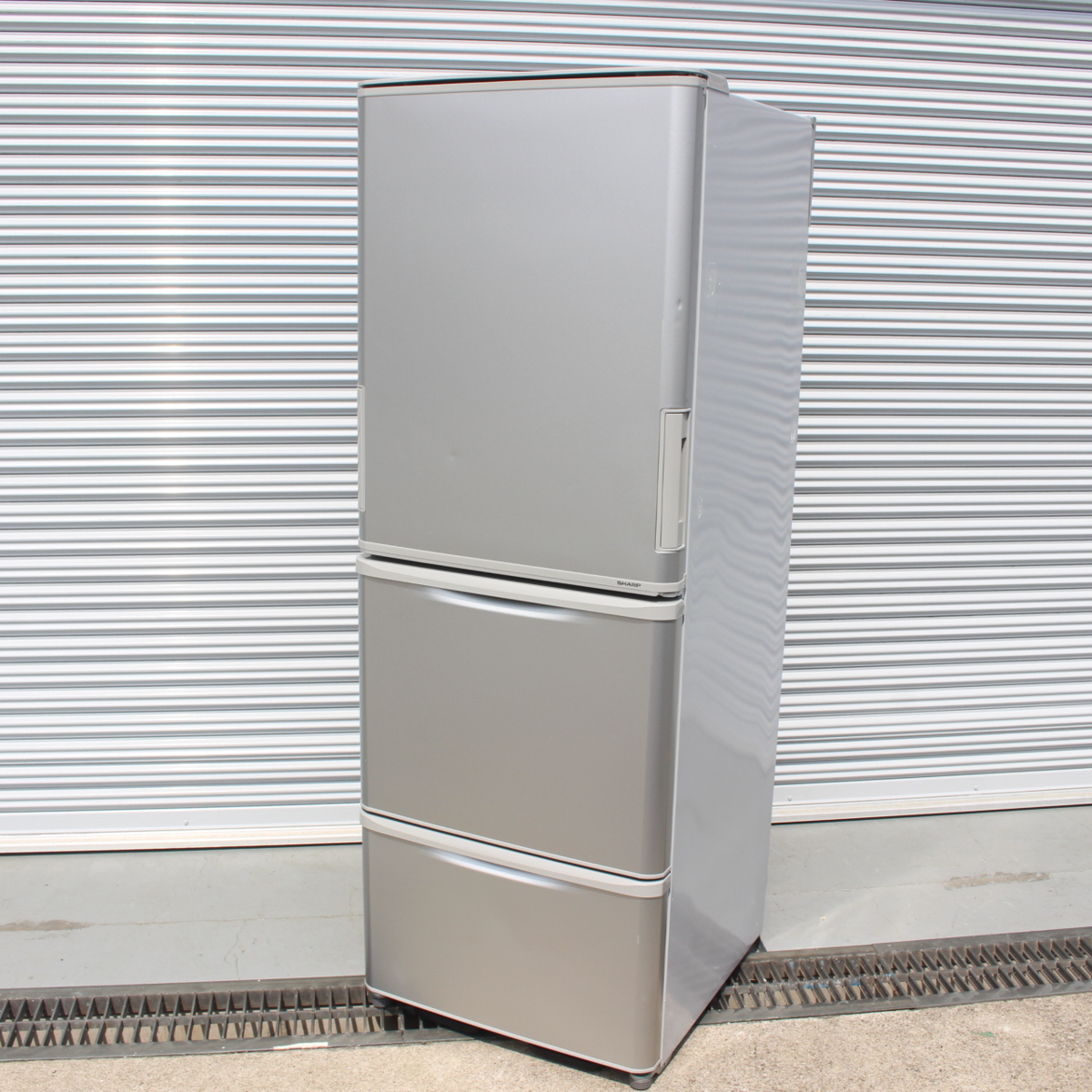SHARP ノンフロン冷凍冷蔵庫 SJ-WA35B 350L 3ドア シャープ 2015年製