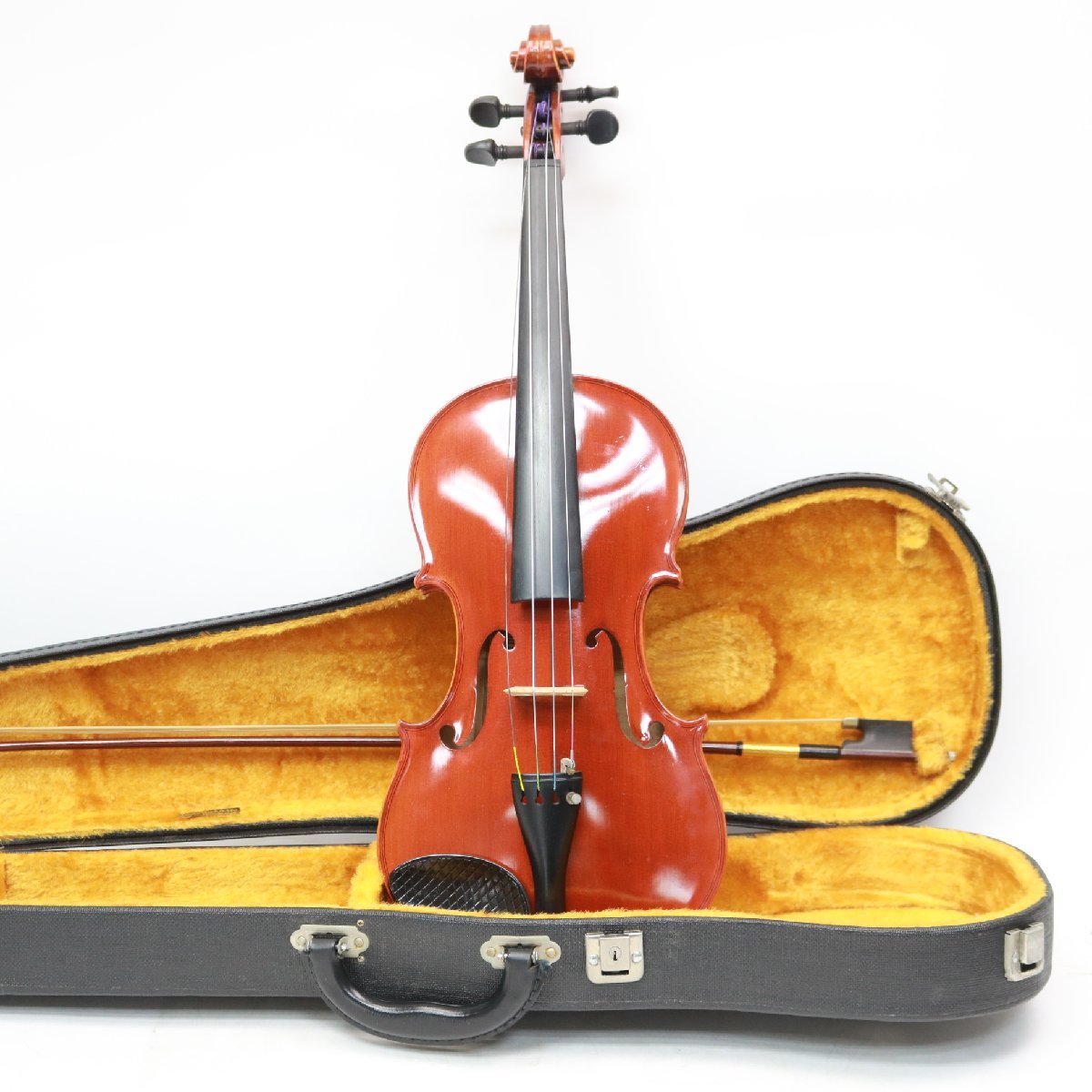 東京都品川区にて SUZUKI スズキ バイオリン No500 4/4 Anno1982 Antonius Stradivarus1720  を出張買取させて頂きました。