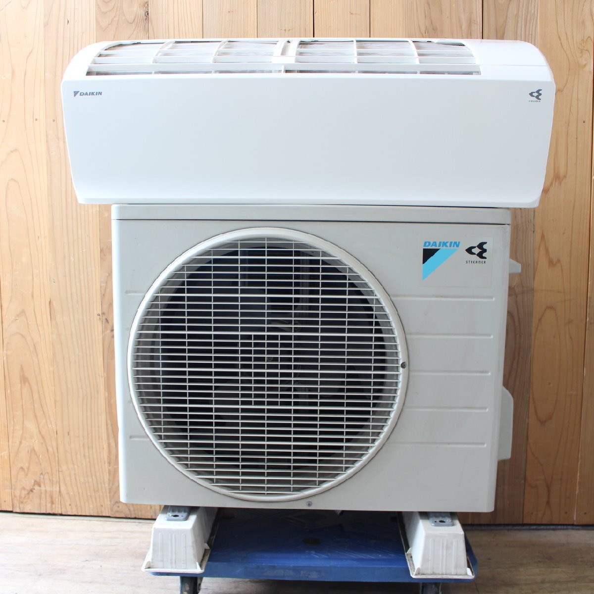 神奈川県相模原市にて ダイキン ルームエアコン AN22WFNS-W/AR22WFNS 2019年製 を出張買取させて頂きました。