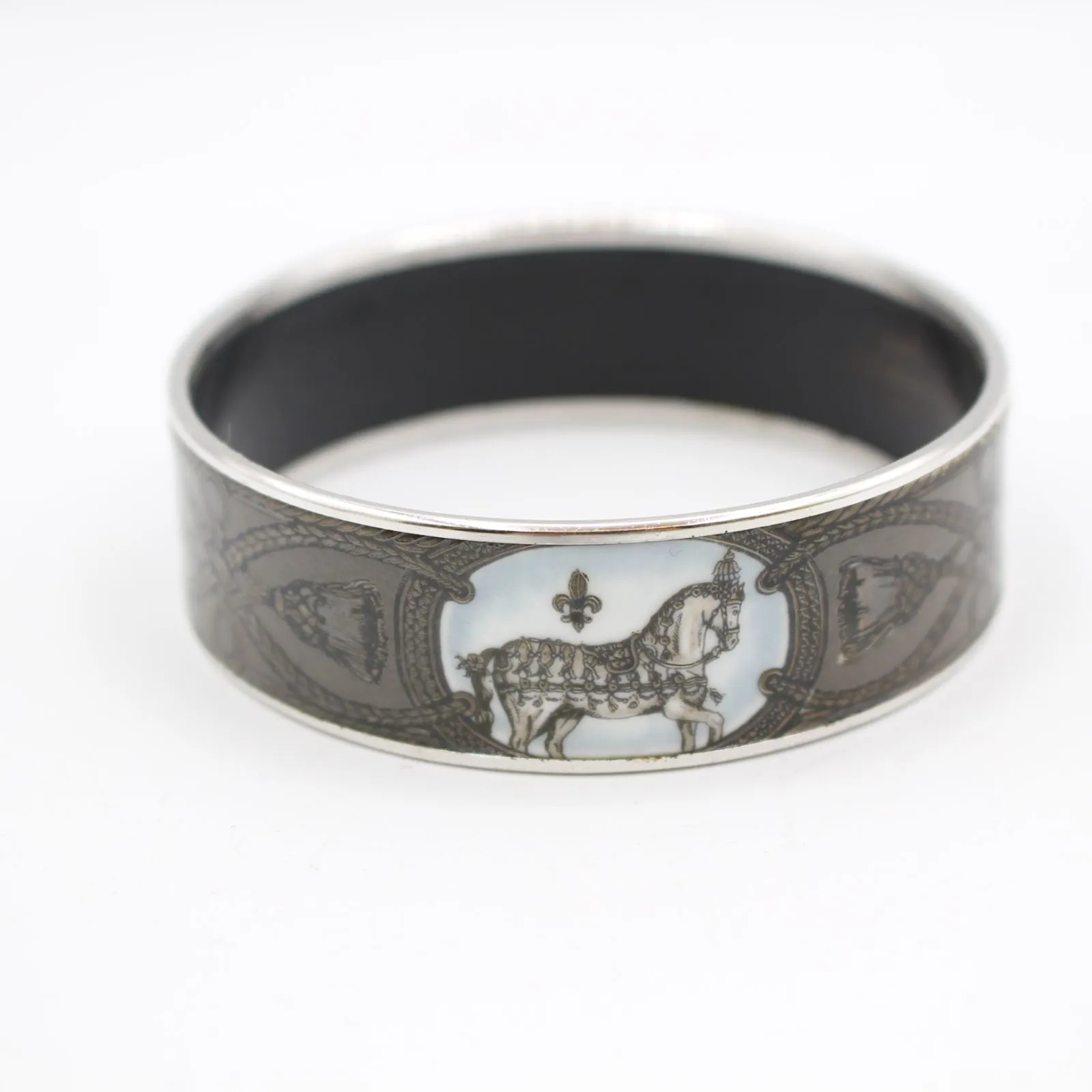 埼玉県志木市にて エルメス エマイユ GM　ブレスレット   を出張買取させて頂きました。