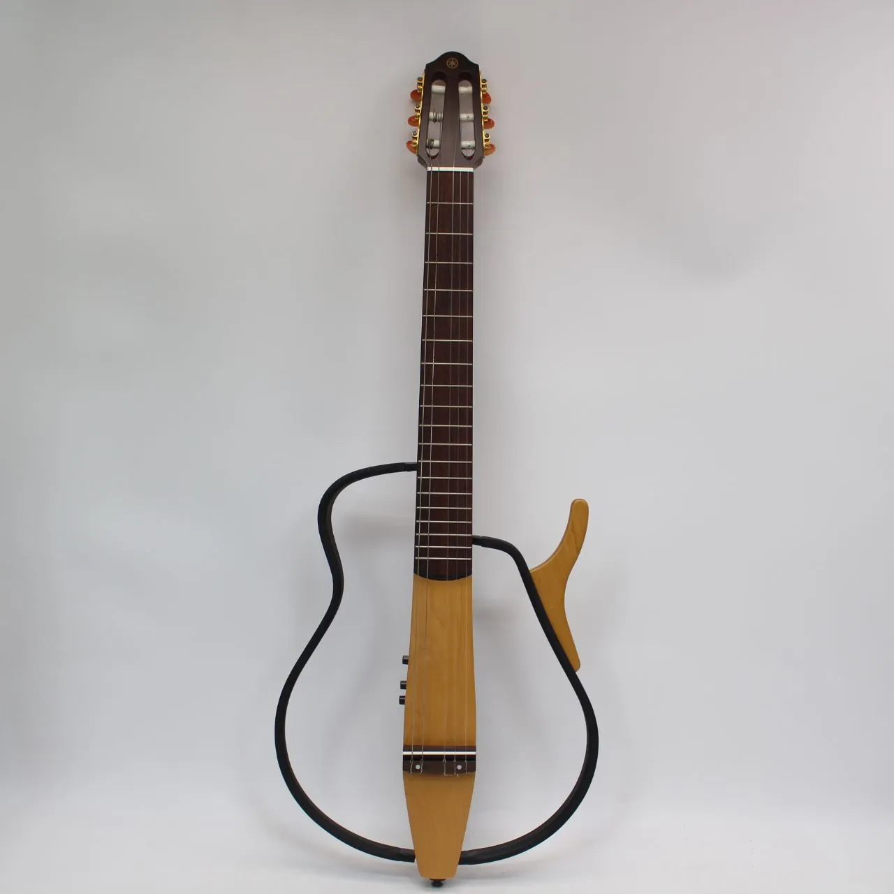 埼玉県草加市にて ヤマハ サイレントギター SLG-100NW  を出張買取させて頂きました。