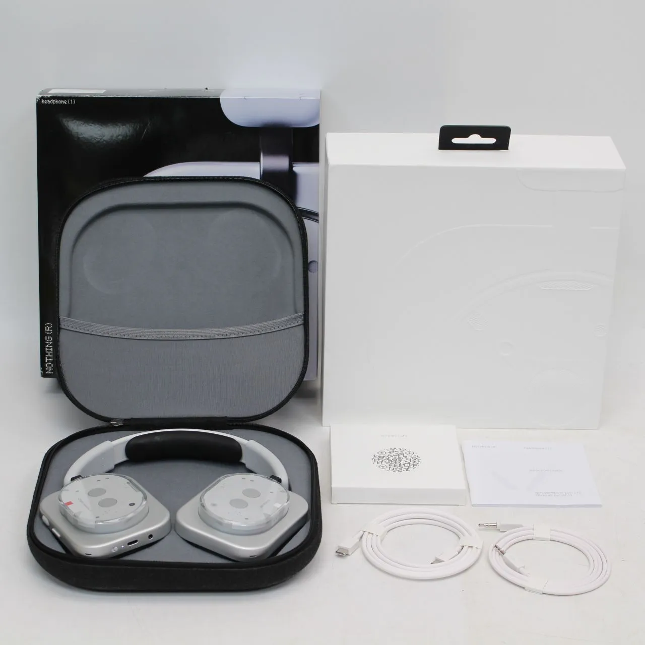 東京都調布市にて Nothing Headphone ホワイト ワイヤレスヘッドホン   を出張買取させて頂きました。