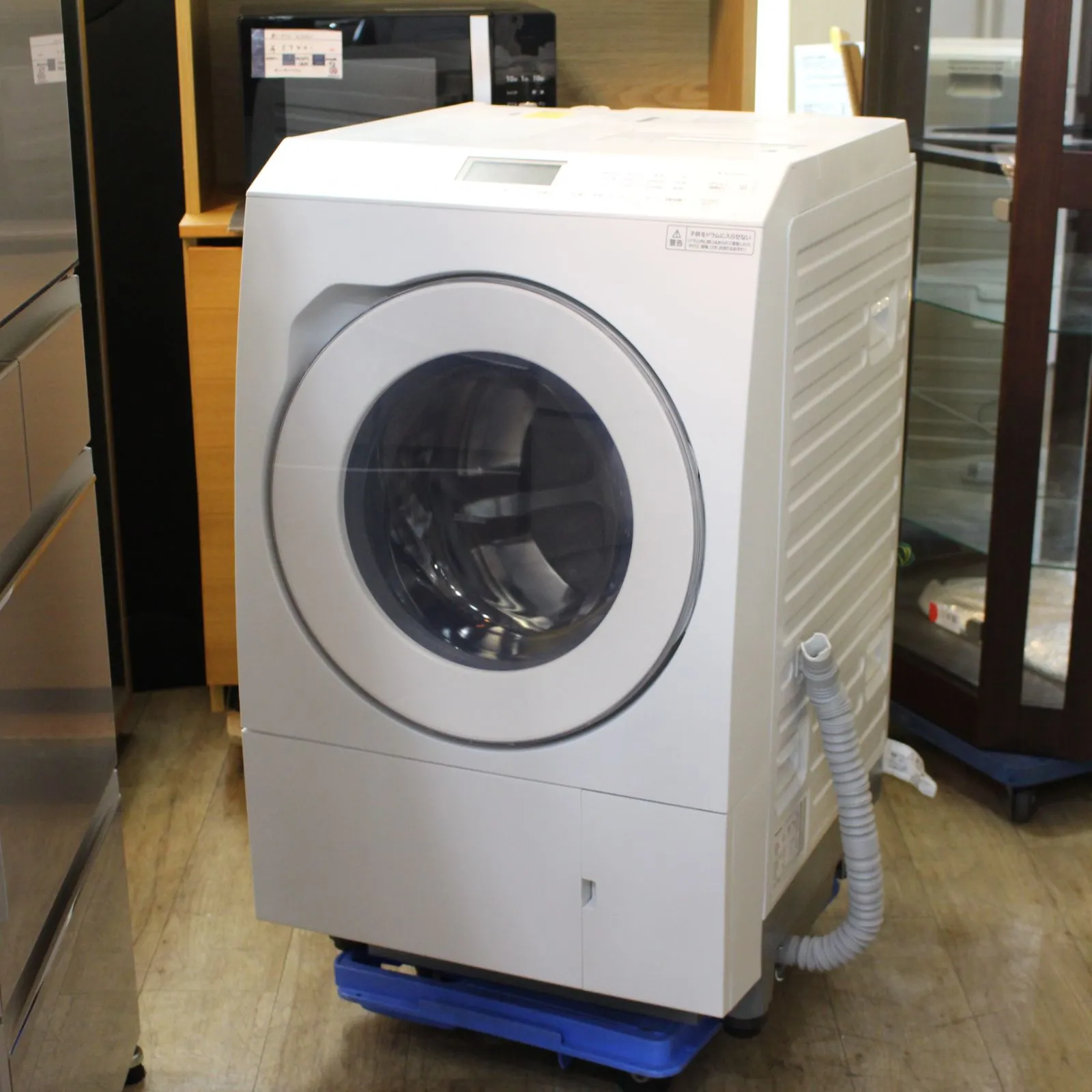 【修平さん成約済】家電 生活家電 洗濯機 豊富な洗濯コース設定や温水洗浄等の機能で衣類や汚れにマッチした洗濯