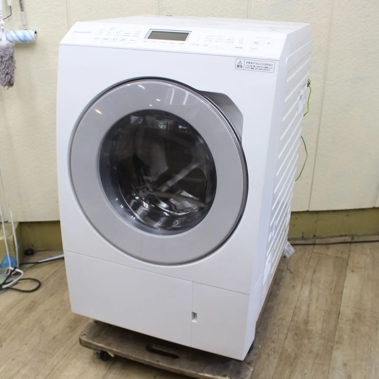 埼玉県八潮市にて パナソニック ドラム洗濯機 NA-LX125DL-W 2024年製 を出張買取させて頂きました。