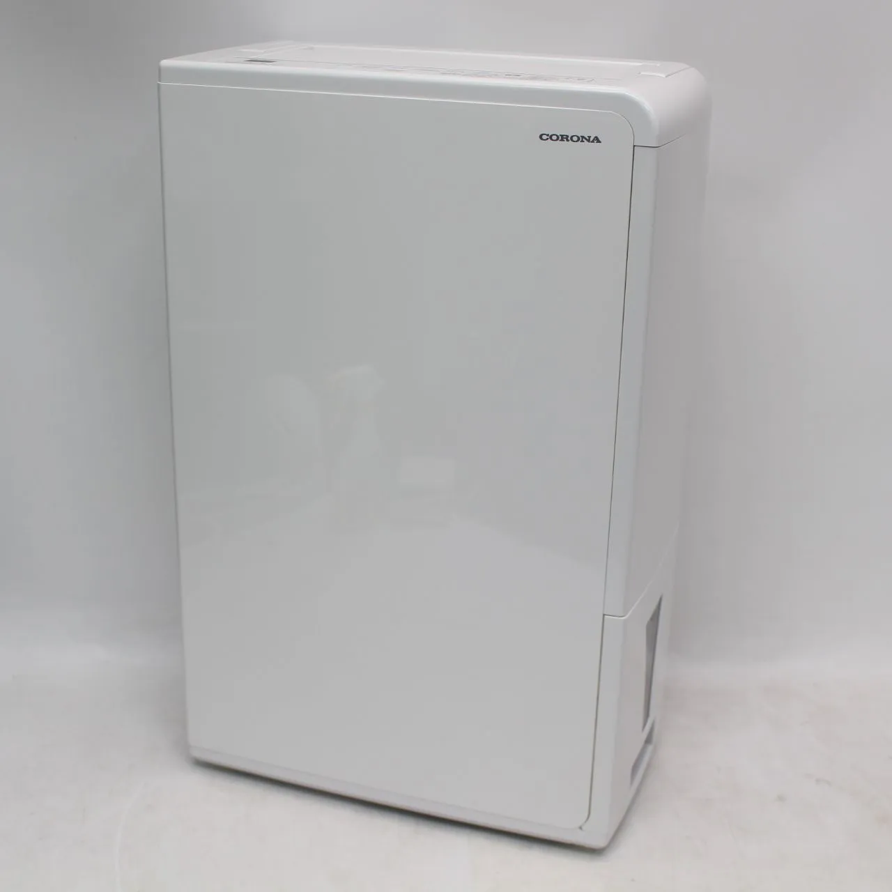東京都千代田区にて コロナ コンプレッサー式 衣類乾燥除湿器 CD-H10A 2022年製 を出張買取させて頂きました。