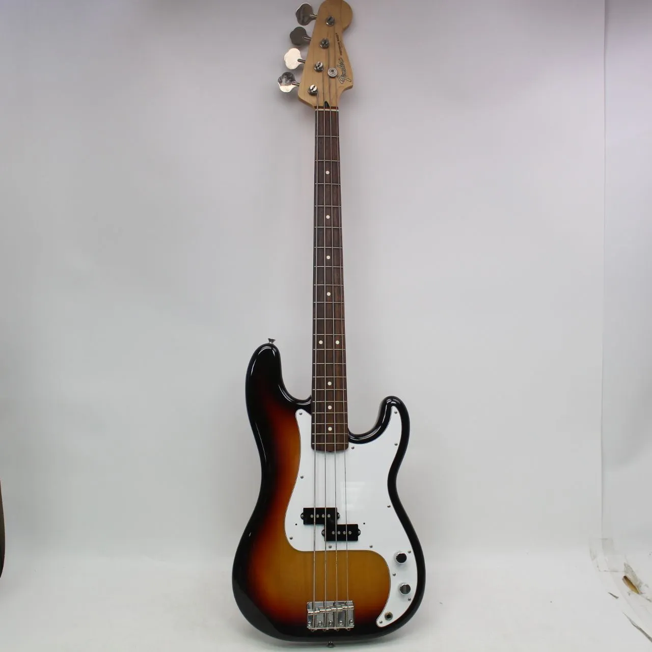 東京都三鷹市にて Fender japan エレキベース Precision Bass  PB-STD 3TS 2014年製 を出張買取させて頂きました。
