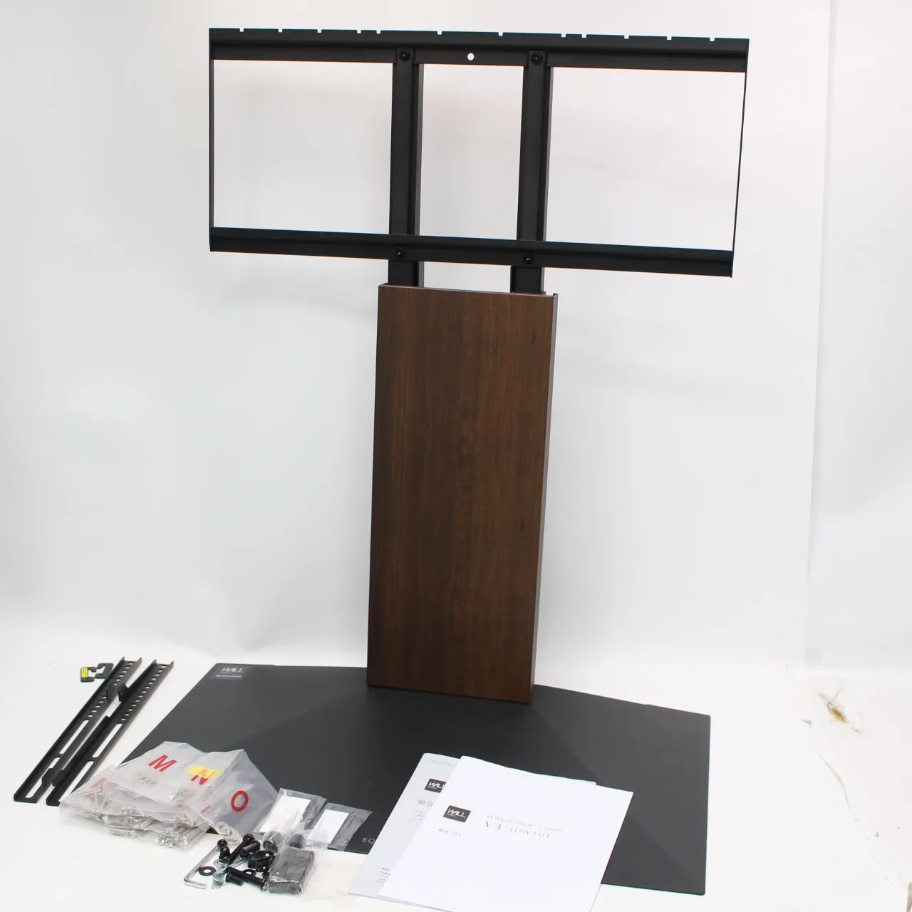 神奈川県大和市にて イコールズ テレビスタンド WALL V3  を出張買取させて頂きました。