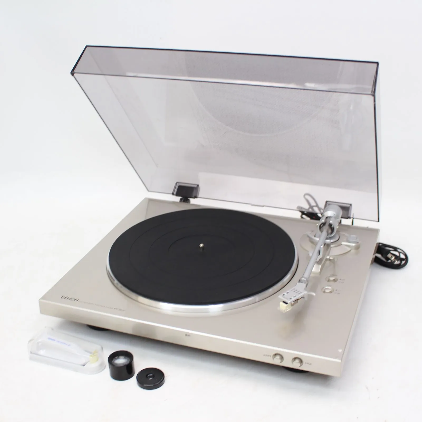 東京都千代田区にて デノン レコードプレーヤー  DP-300F   を出張買取させて頂きました。