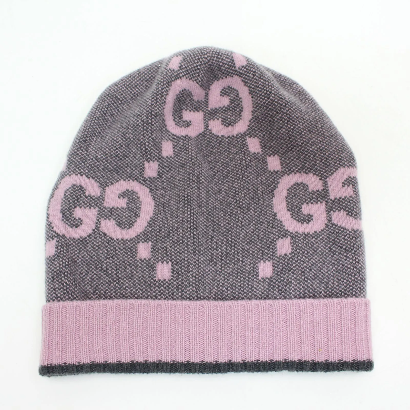 神奈川県川崎市川崎区にて グッチ ニット帽子 M57  を出張買取させて頂きました。