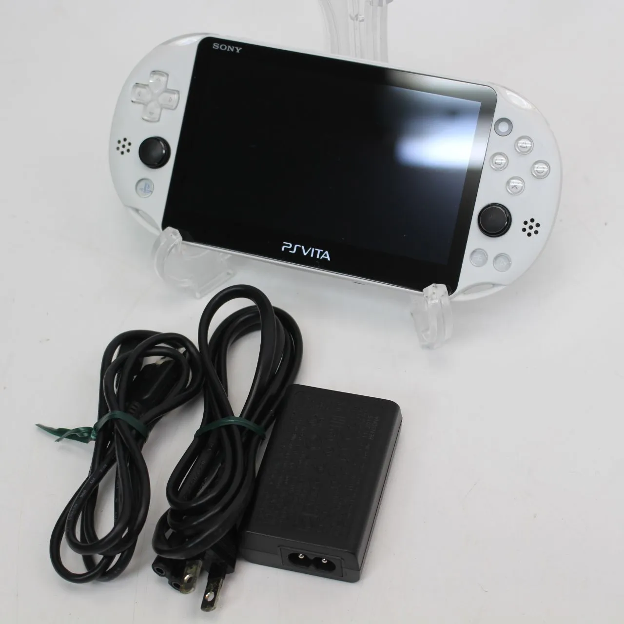 埼玉県狭山市にて SONY Playstation Vita PCH-2000  を出張買取させて頂きました。