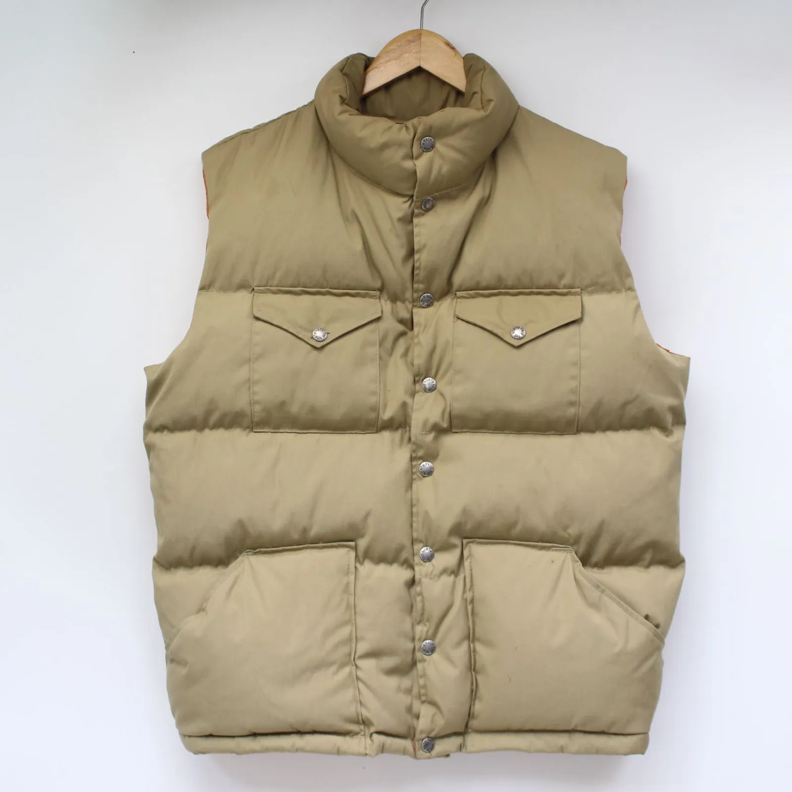 埼玉県志木市にて THE NORTH FACE  ダウンベスト   を出張買取させて頂きました。