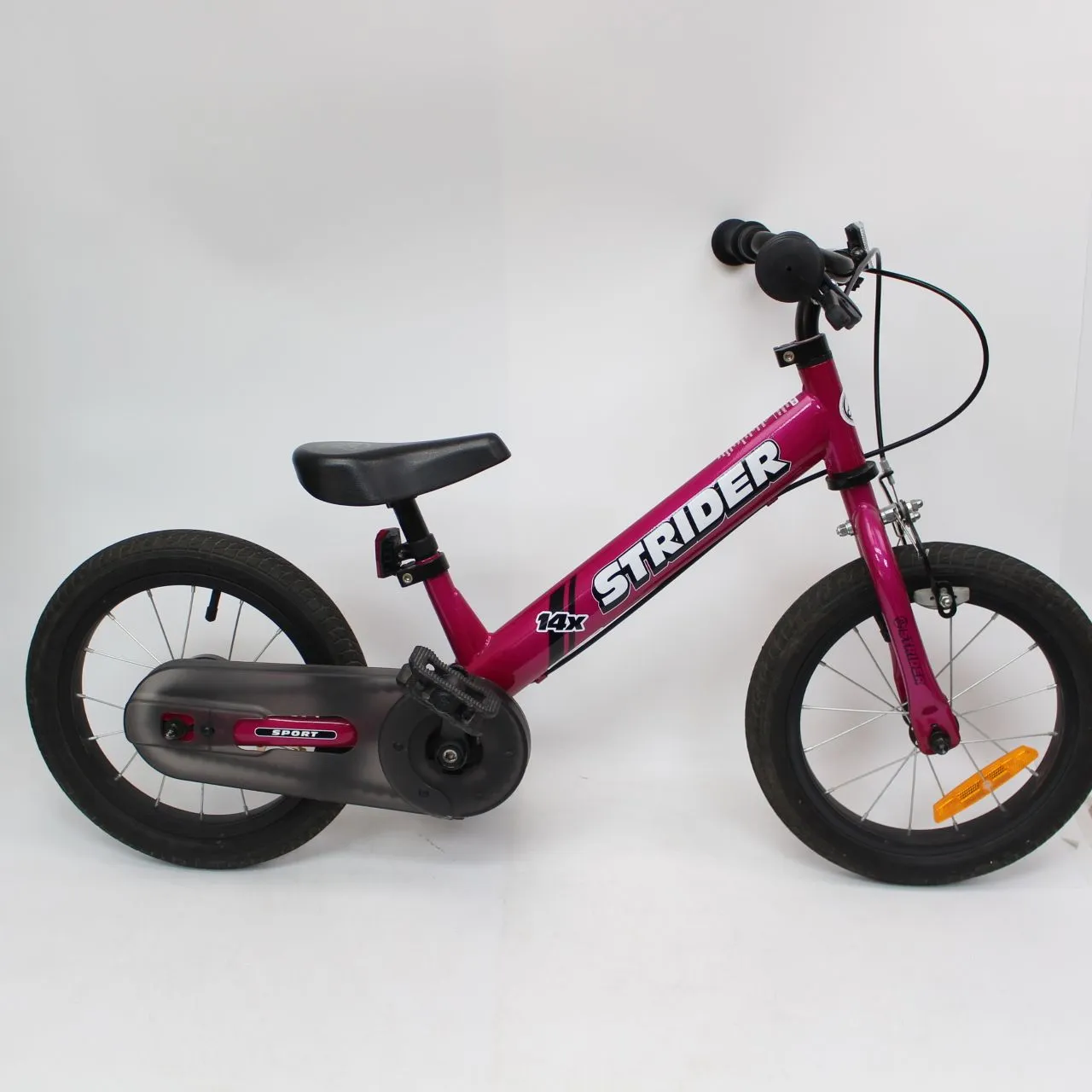 STRIDER ストライダー 14X 中古 ピンクをブラックに塗装 神奈川県川崎市中原区にて STRIDER ストライダー 14X を出張買取させて