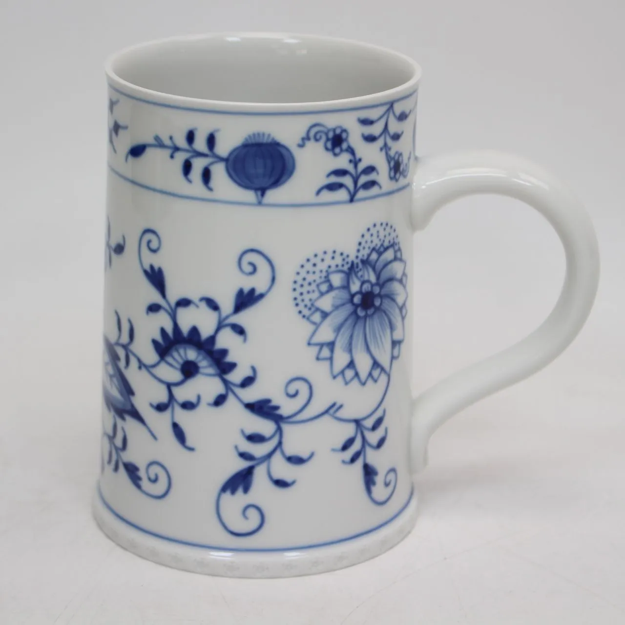 東京都杉並区にて マイセン  ブルーオニオン ビアマグ  250年記念限定品  を出張買取させて頂きました。