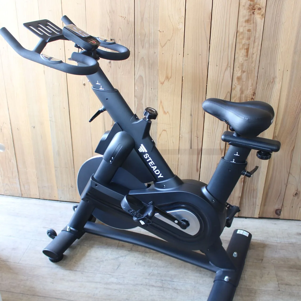 東京都荒川区にて ステディ スピンバイク PRO ST142  を出張買取させて頂きました。