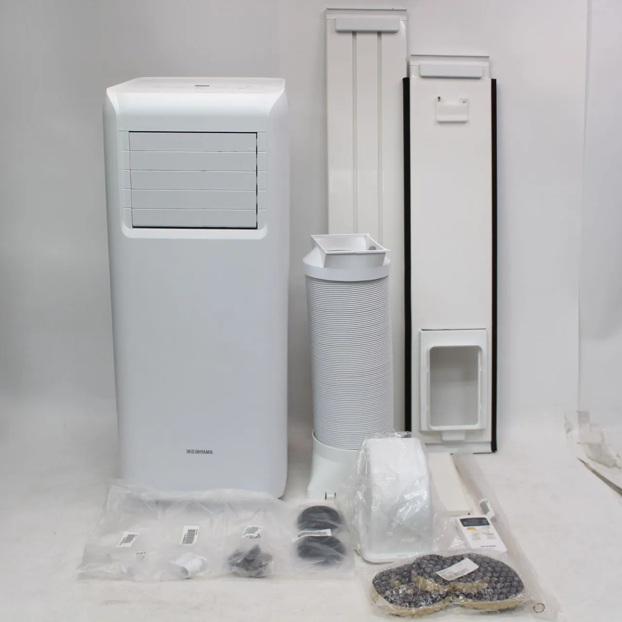 神奈川県横浜市南区にて アイリスオーヤマ ポータブルクーラー  IPA-2203G 2022年製 を出張買取させて頂きました。