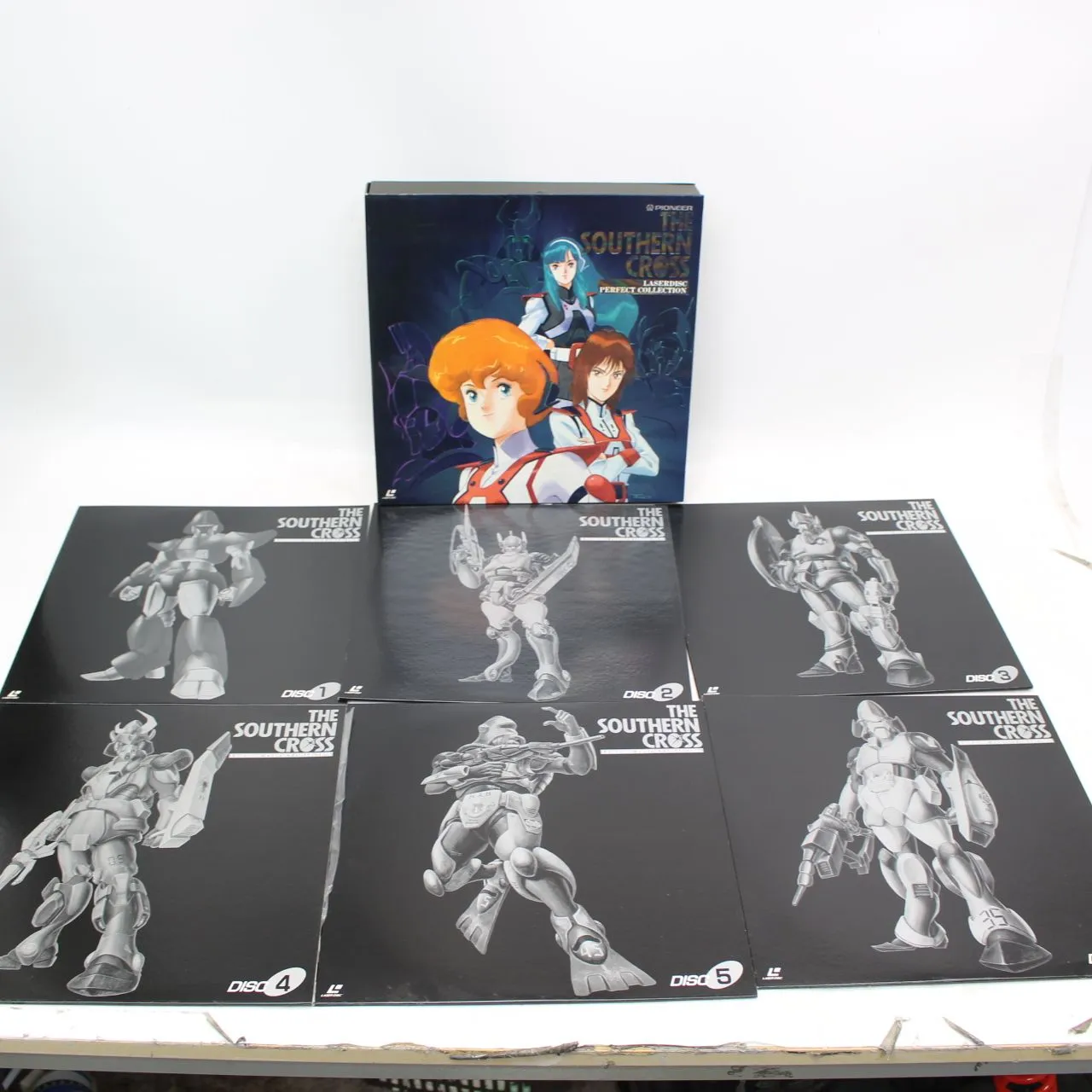 埼玉県羽生市にて 超時空騎団 サザンクロス LD パーフェクト コレクション  を出張買取させて頂きました。