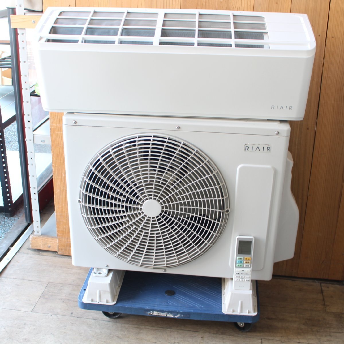 東京都国分寺市にて ヤマダオリジナル エアコン YHAC-22L1 2021年製 を出張買取させて頂きました。