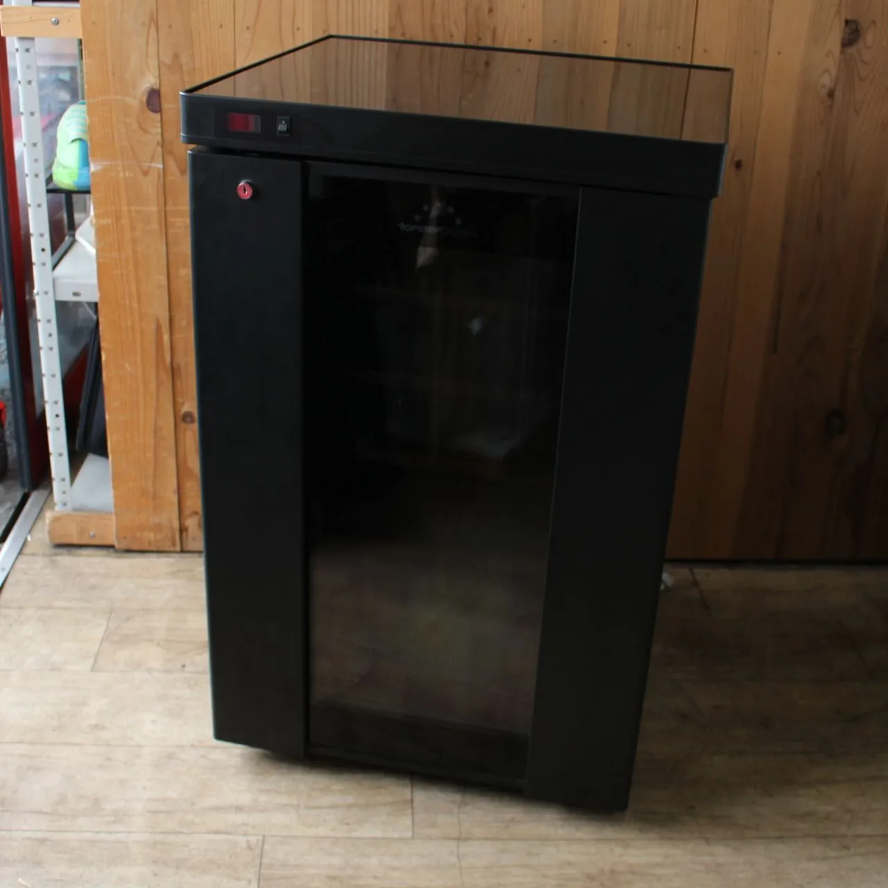 東京都墨田区にて フォルスター ワインセラー ST-SV140G(M)-B  を出張買取させて頂きました。