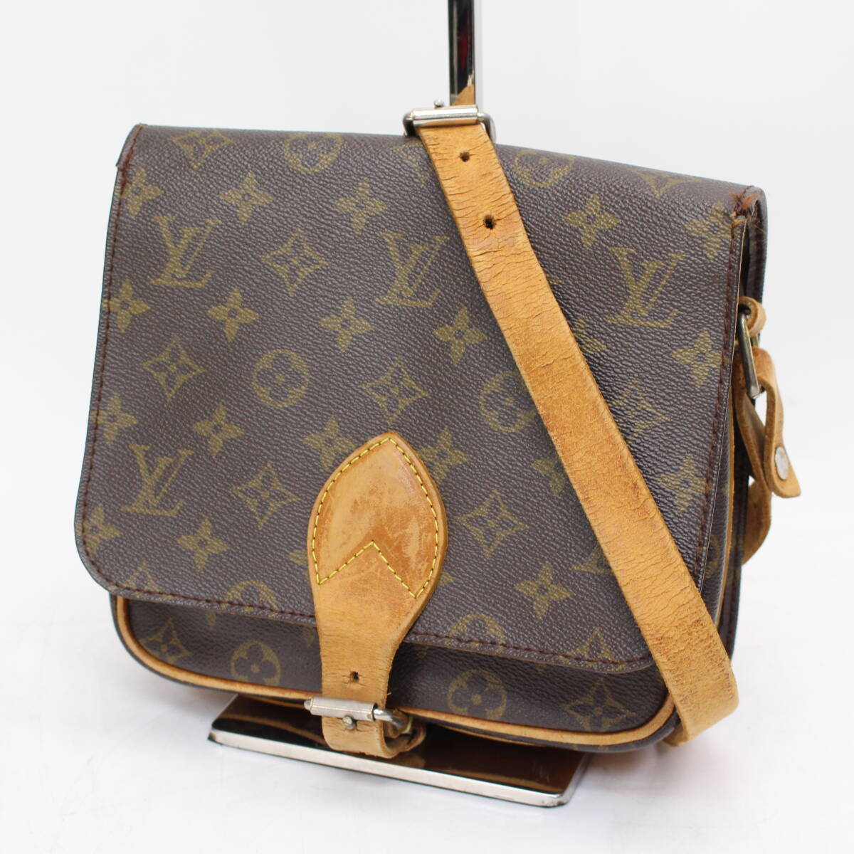 神奈川県横浜市西区にて ルイヴィトン モノグラム カルトシエールMM   を出張買取させて頂きました。