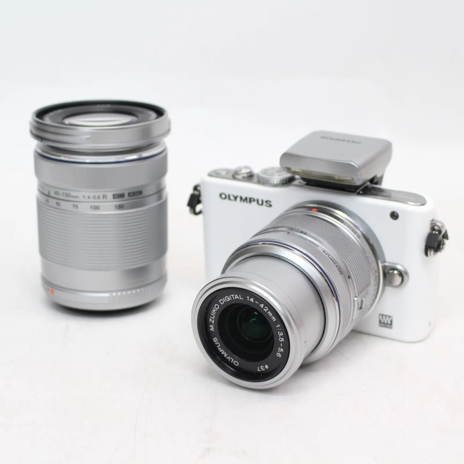 神奈川県横浜市中区にて OLYMPUS ミラーレス一眼カメラ レンズキット  PEN Lite E-PL3   を出張買取させて頂きました。