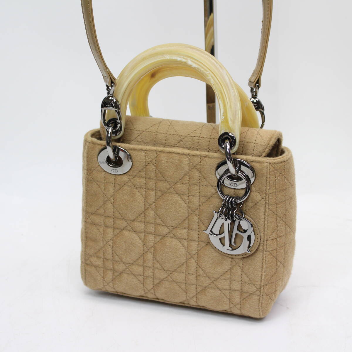 東京都練馬区にて クリスチャンディオール  ミニハンドショルダーバッグ   を出張買取させて頂きました。