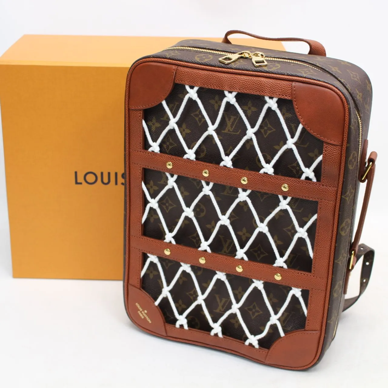 【新品未使用】Louis Vuittonダークブラウンマネークリップ。袋•箱付き New arrivals】ルイヴィトン クローク ドップキット M21106