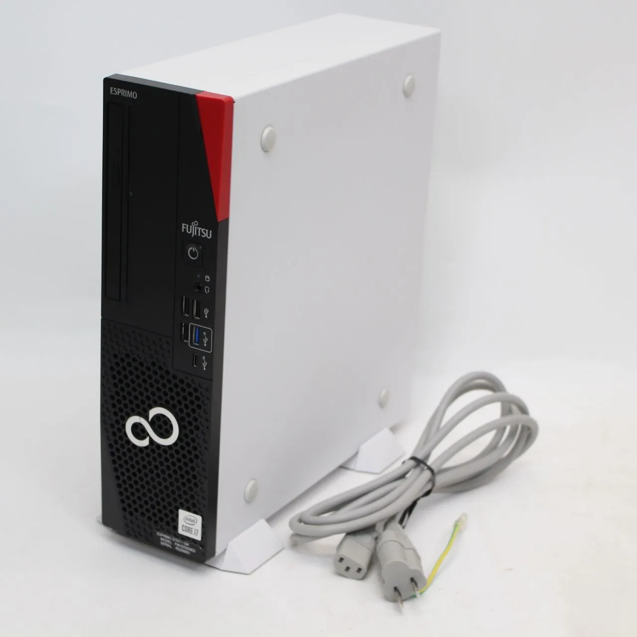 東京都千代田区にて 富士通 エスプリモ　デスクトップPC D7011/GW FMVD5200ED Windows 10 Pro  を出張買取させて頂きました。