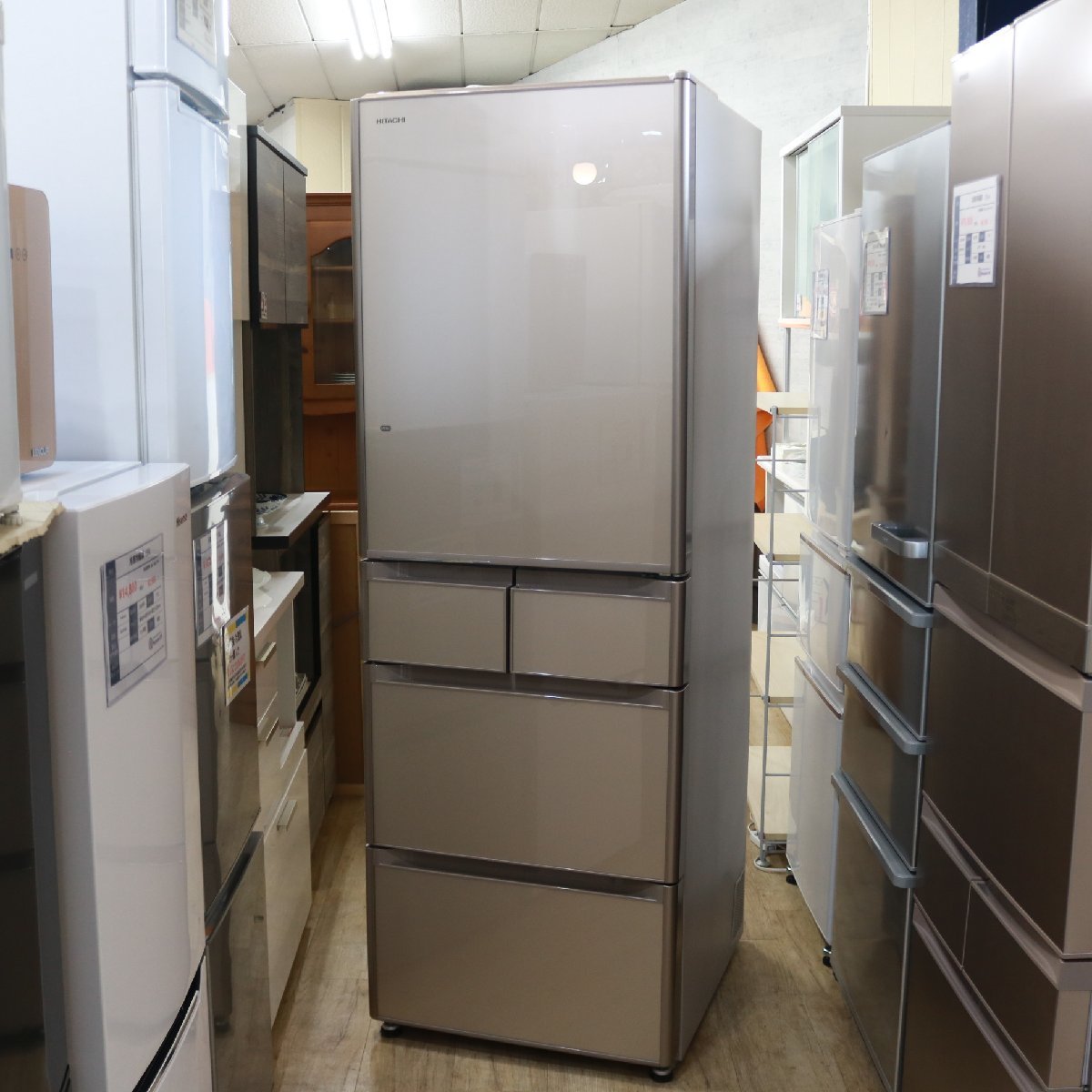 横浜市瀬谷区にて 日立 冷蔵庫 R-S5000F(XN) 2016年製 を出張買取させて頂きました。
