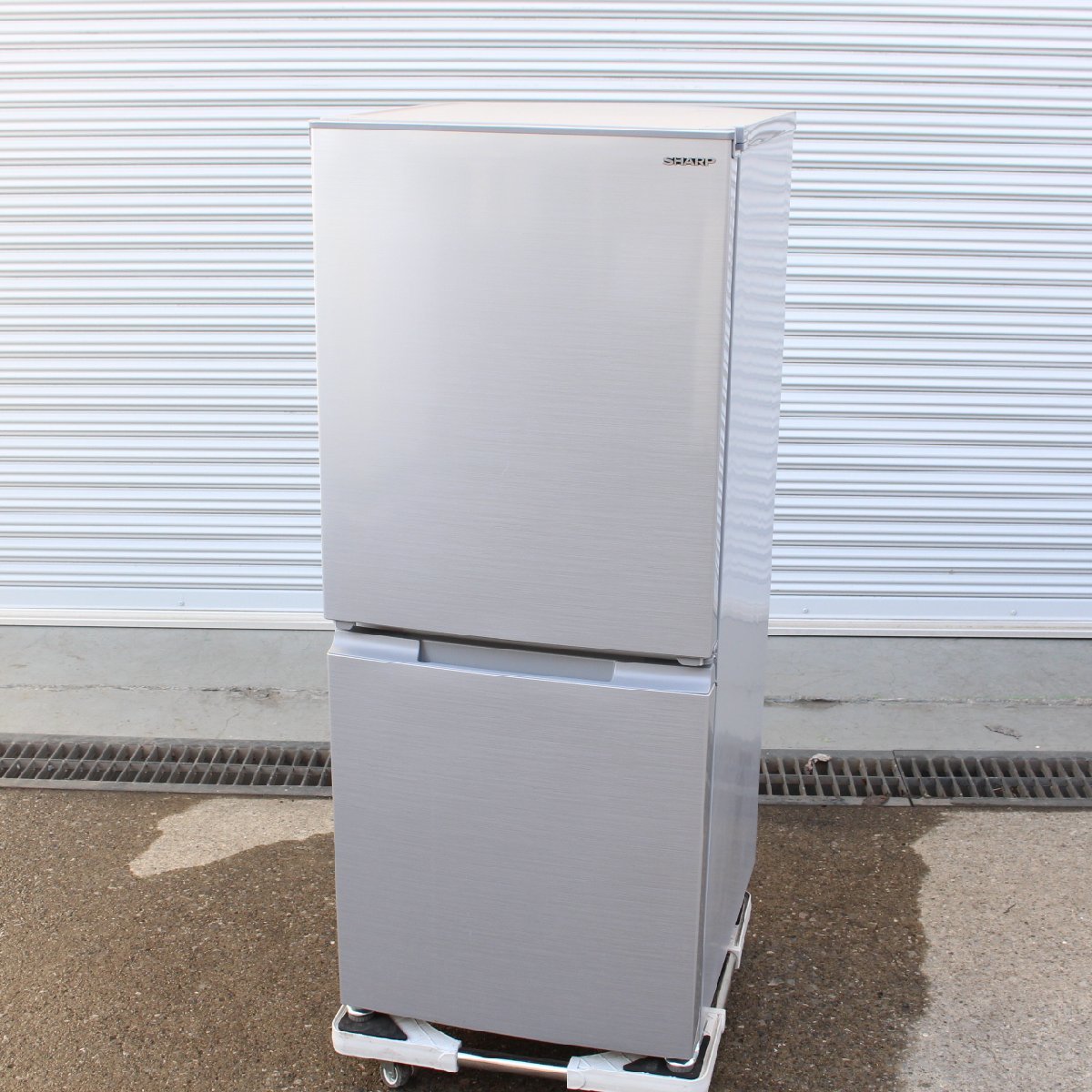 横浜市港北区にて シャープ 冷蔵庫 SJ-D15G-S どっちもドア 2020年製 を出張買取させて頂きました。