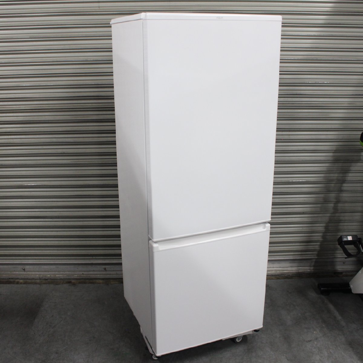 横浜市中区にて アクア 冷蔵庫 AQR-20M 2021年製 を出張買取させて頂きました。