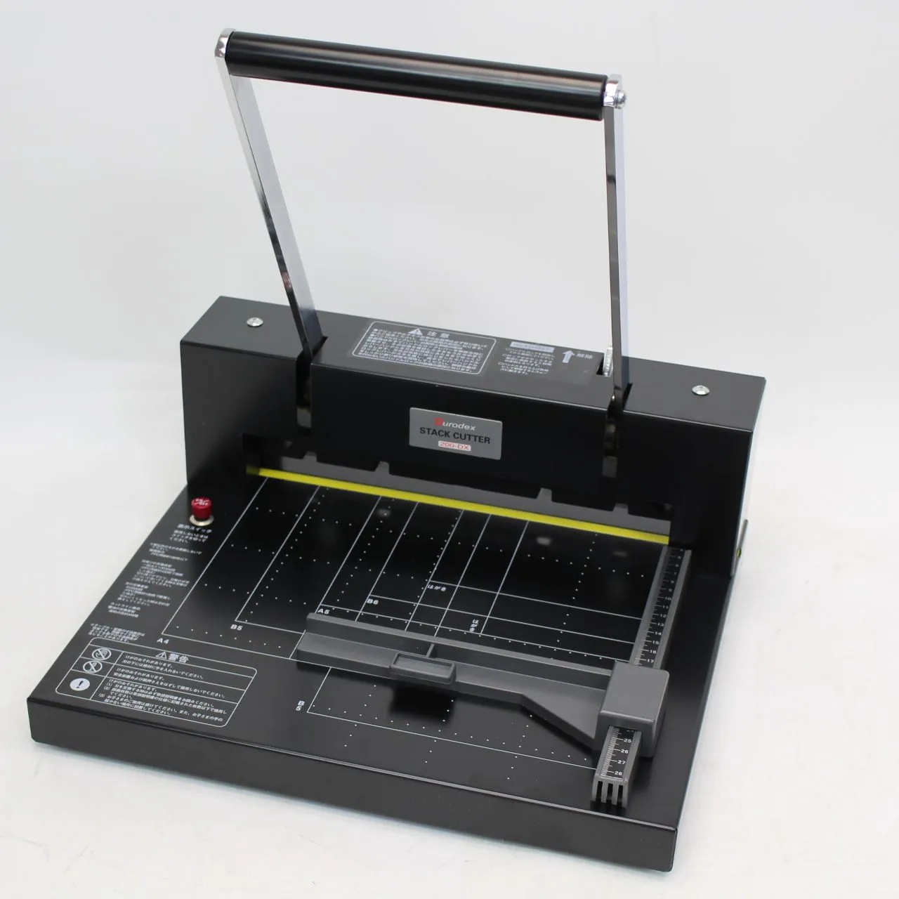 神奈川県横浜市港北区にて Durodex 裁断機 STACK CUTTER 200-DX