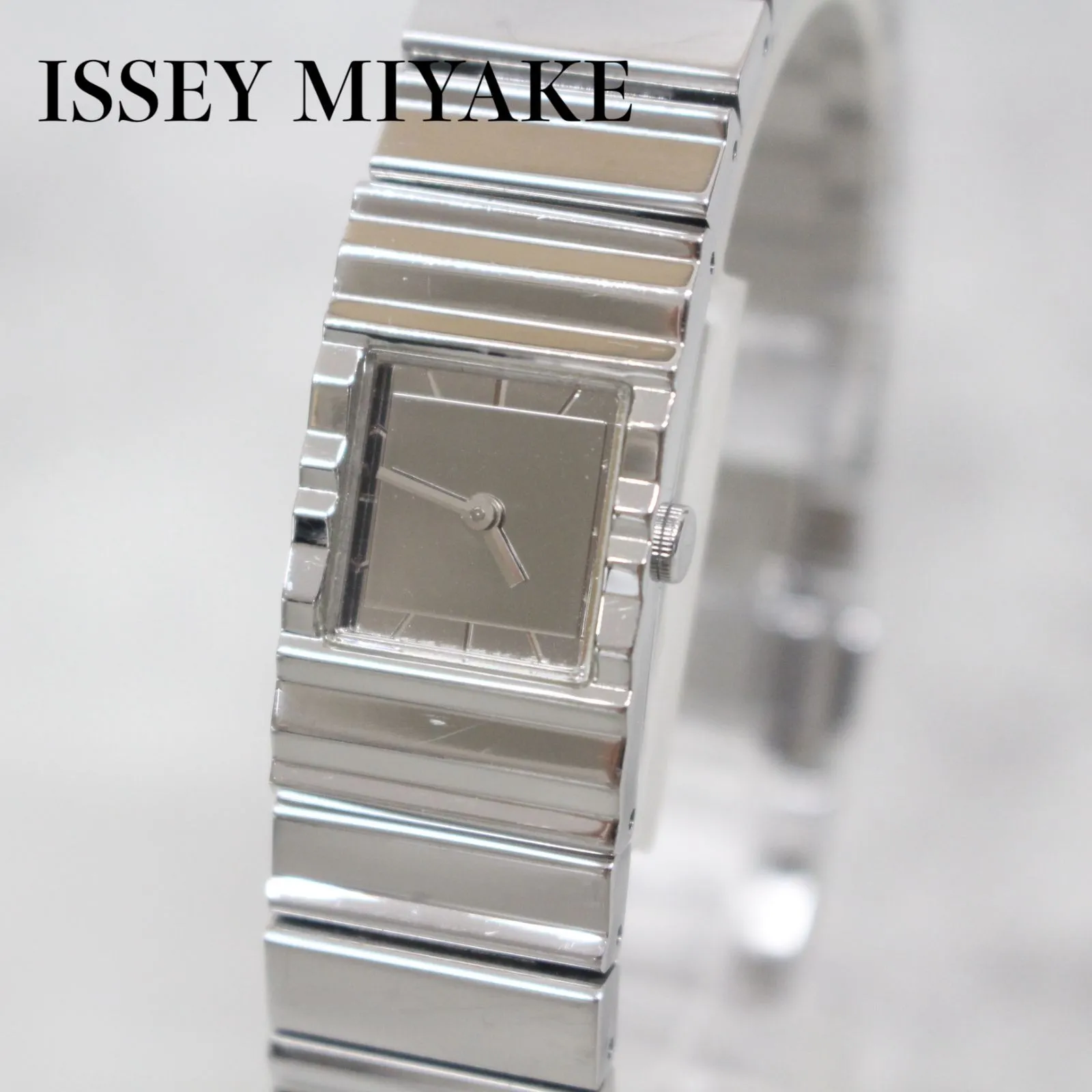 東京都江東区にて イッセイ ミヤケ 吉岡徳仁デザイン 腕時計 VC00-5030  を出張買取させて頂きました。