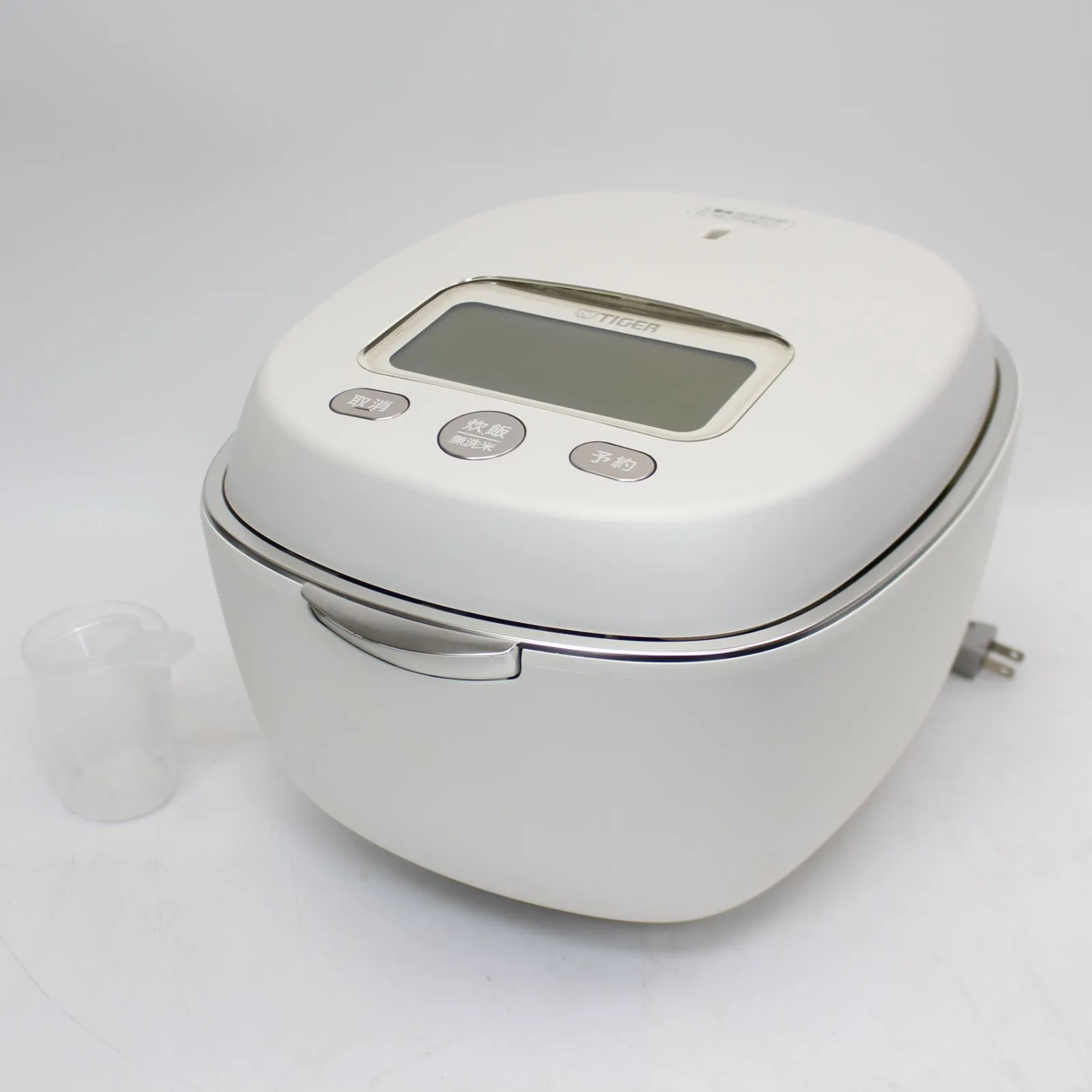 東京都小平市にて タイガー 炊飯器 JPL-A100 2020年製 を出張買取させて頂きました。