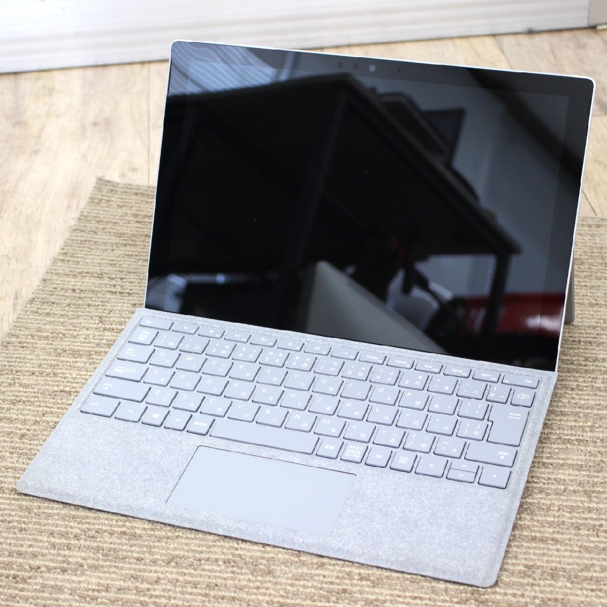 東京都世田谷区にて マイクロソフト Surface Pro 1796 Win10 Pro Core i5  を出張買取させて頂きました。