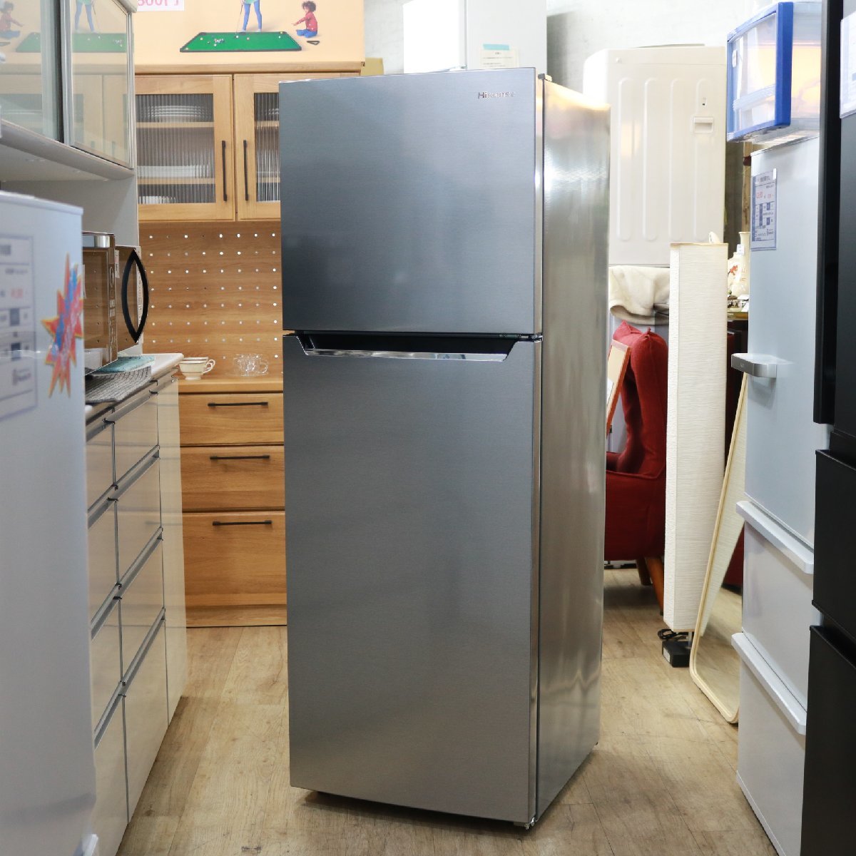 東京都中央区にて ハイセンス 冷蔵庫 HR-B2302 2021年製 を出張買取させて頂きました。