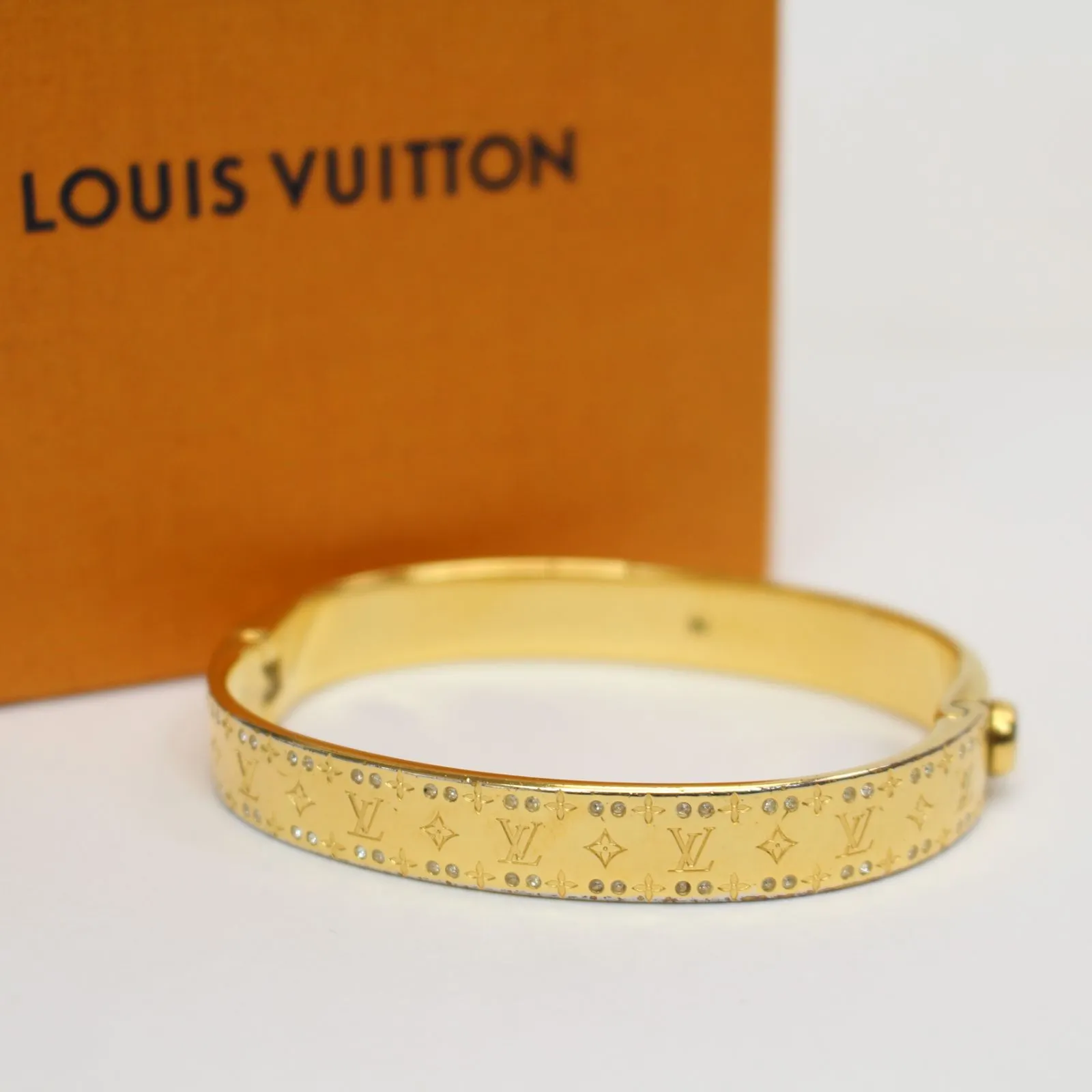 ルイヴィトン リジッド ブレスレット ナノグラム ストラス M64860